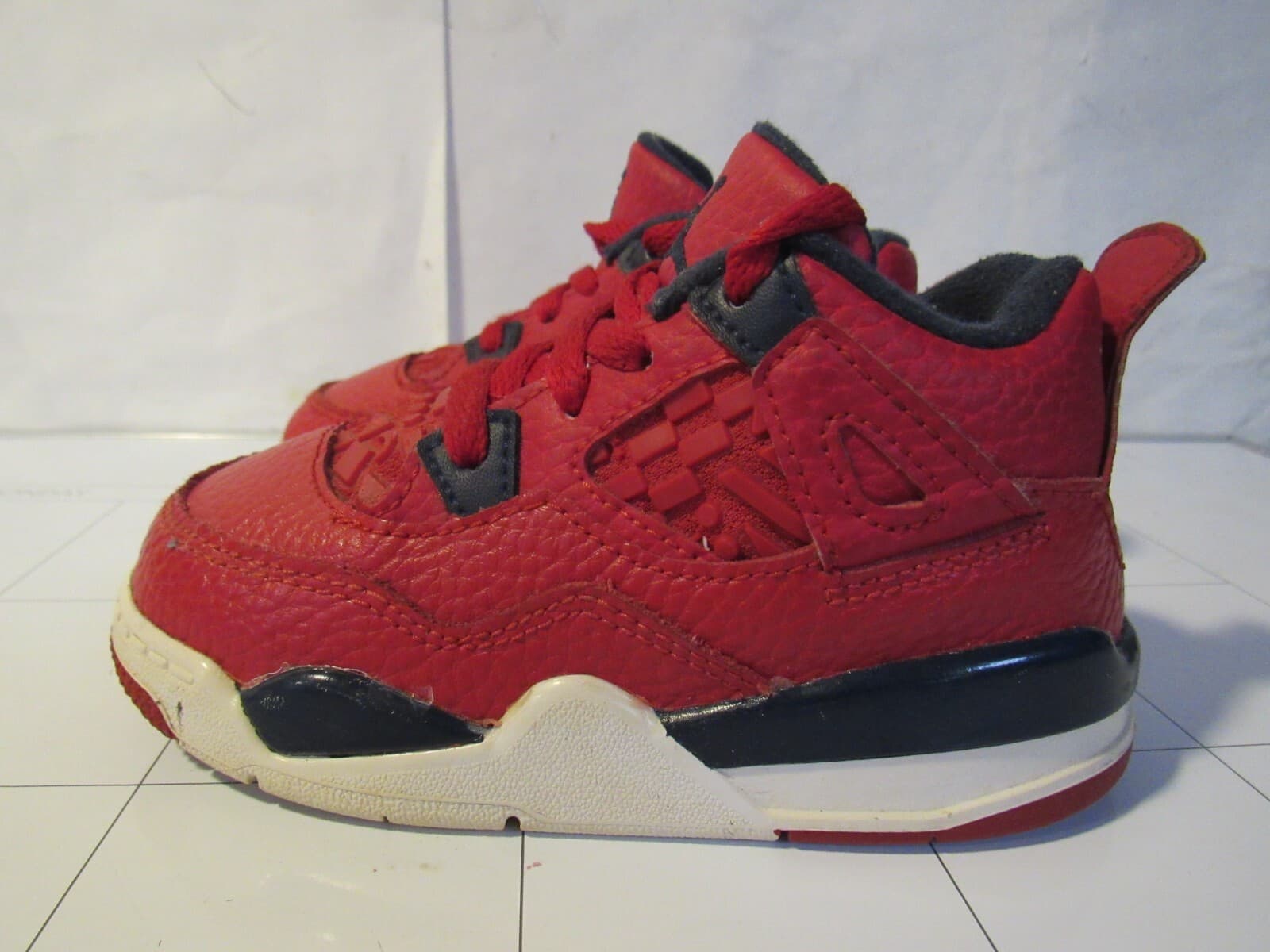 Nike Air Jordan 4 Retro Fiba Boys SZ 7C Red Athletic Sneakers BQ7670-617 D97S - Thumbnail 3