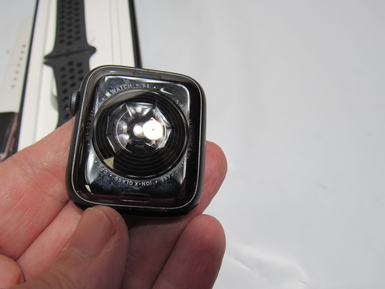 4 Apple Watches Series 1, 3, 4, SE Nike K51K - Thumbnail 5