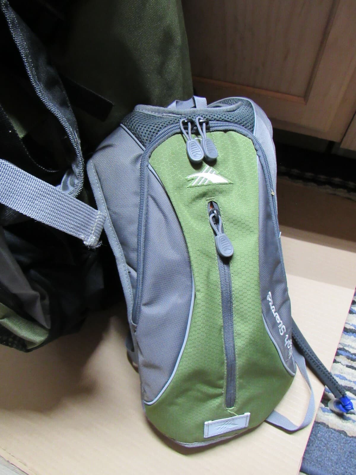 ATI Adventure Gear Backpack Hiking Daypack Large Huge Green Black - Thumbnail 4