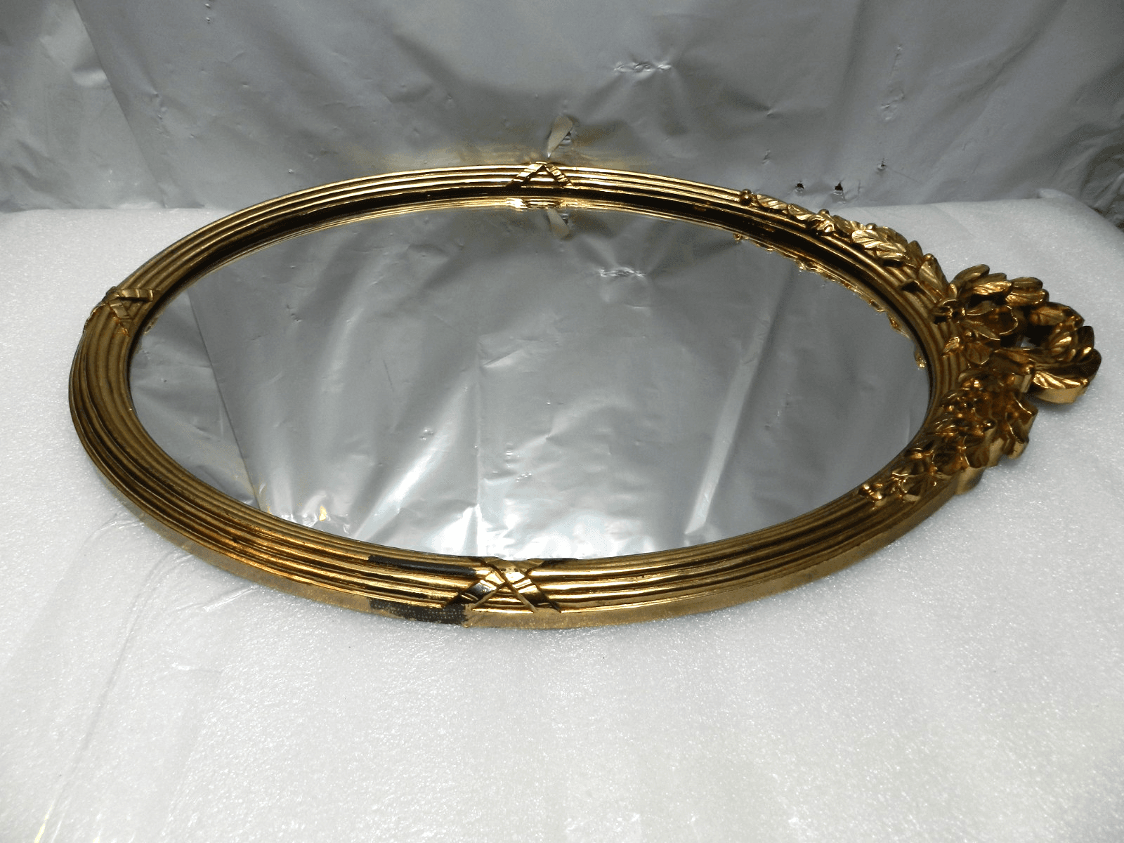 Vintage Ornate Oval Gold HOMCO Wall Mirror Hollywood Regency 19.5” D82J - Thumbnail 4