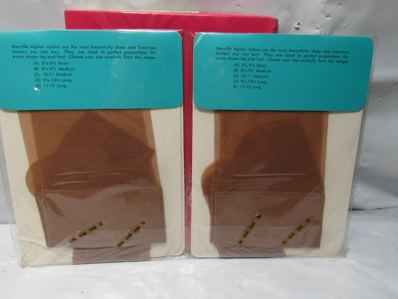3 pack's Vintage Merville Agilon Stockings. Size B Fits 8.5-9.5 Medium (Q81J) - Thumbnail 4