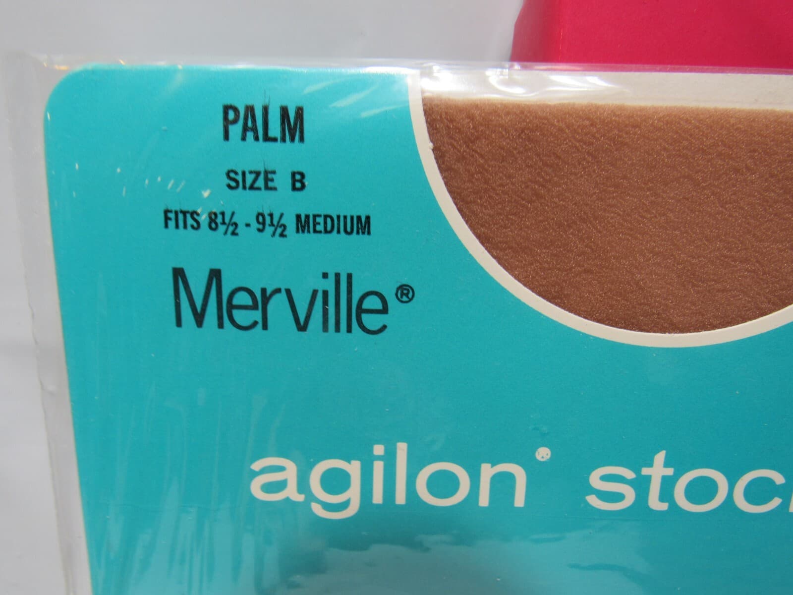 3 pack's Vintage Merville Agilon Stockings. Size B Fits 8.5-9.5 Medium (Q81J) - Thumbnail 2