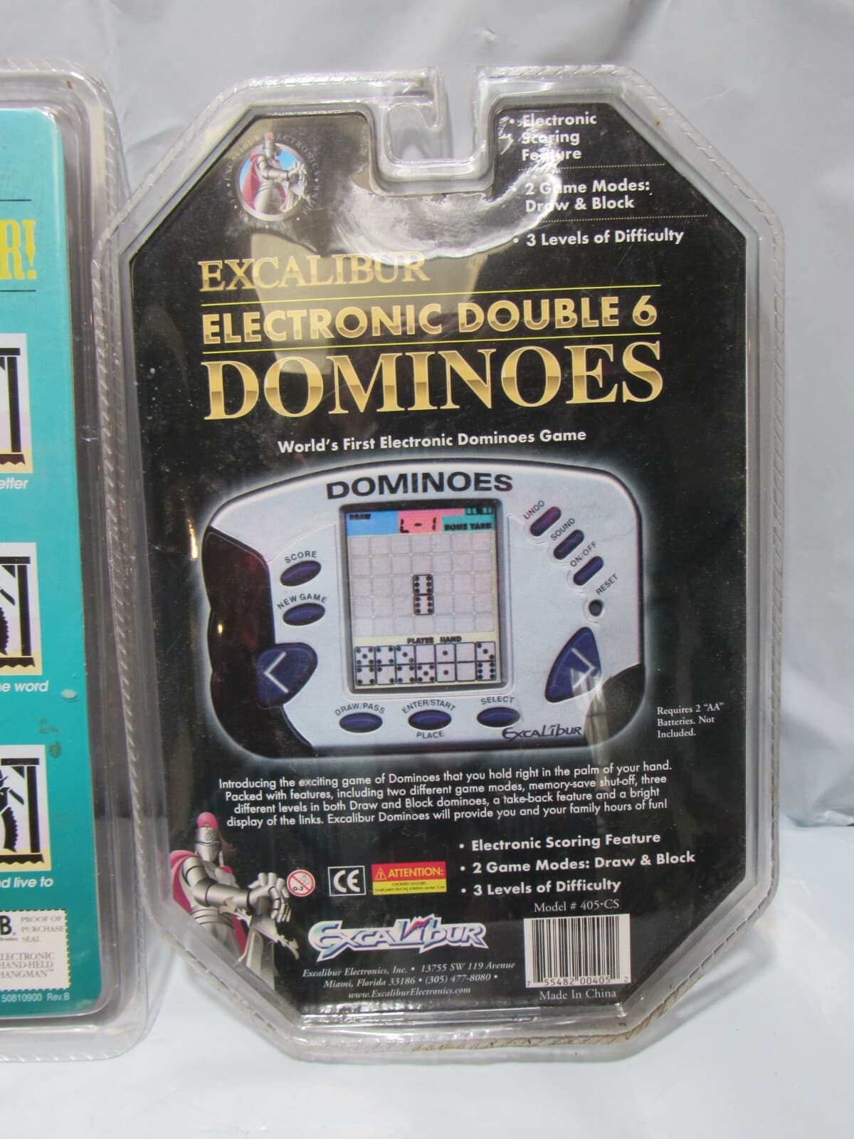 3 Electronic Hand Held Games Hangman Dominos Solitaire New Sealed O79J - Thumbnail 6