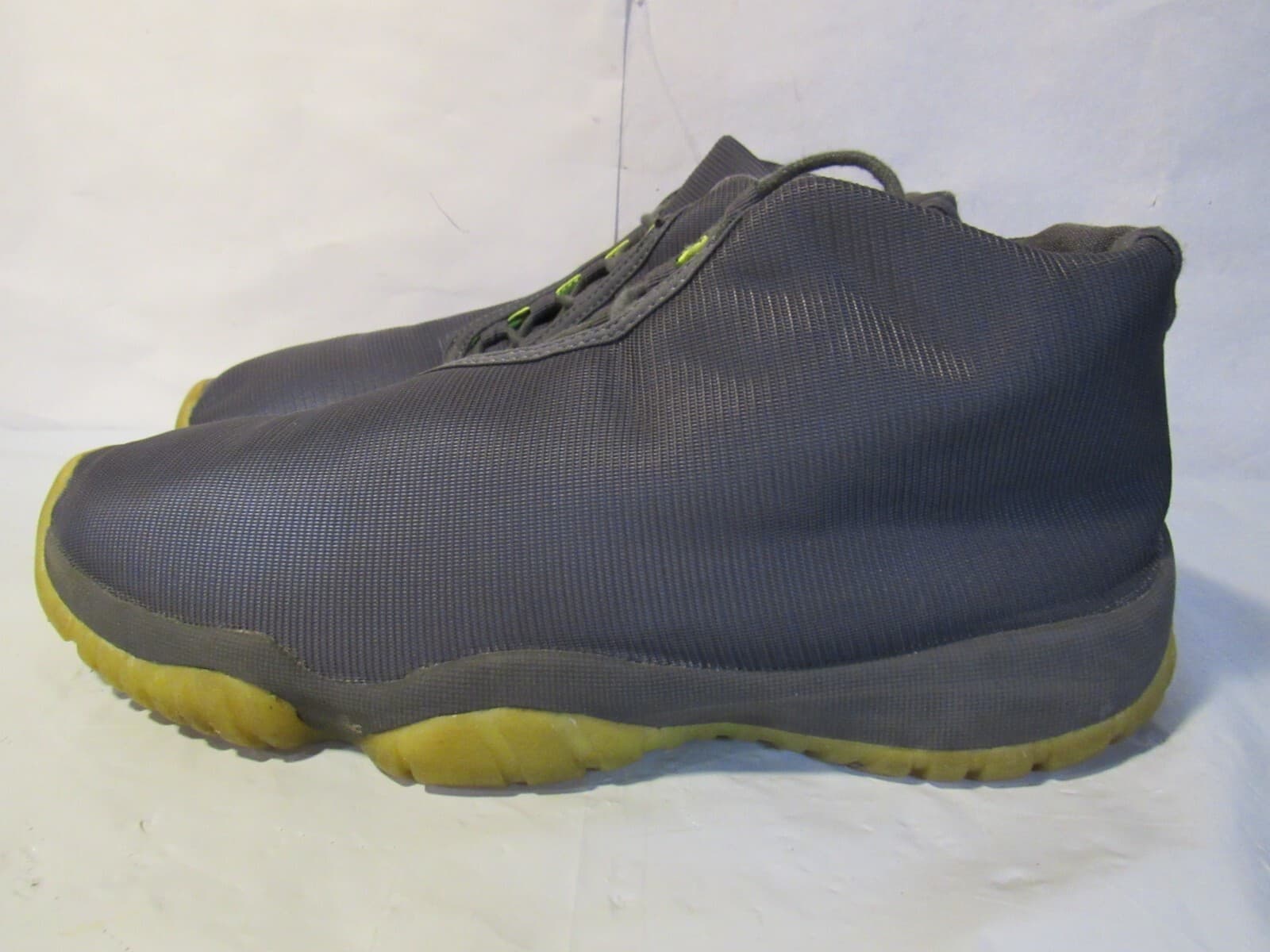 Nike Air Jordan Future Dark Grey Volt 656503-025 Men SZ 10.5 Reflective Neon A88