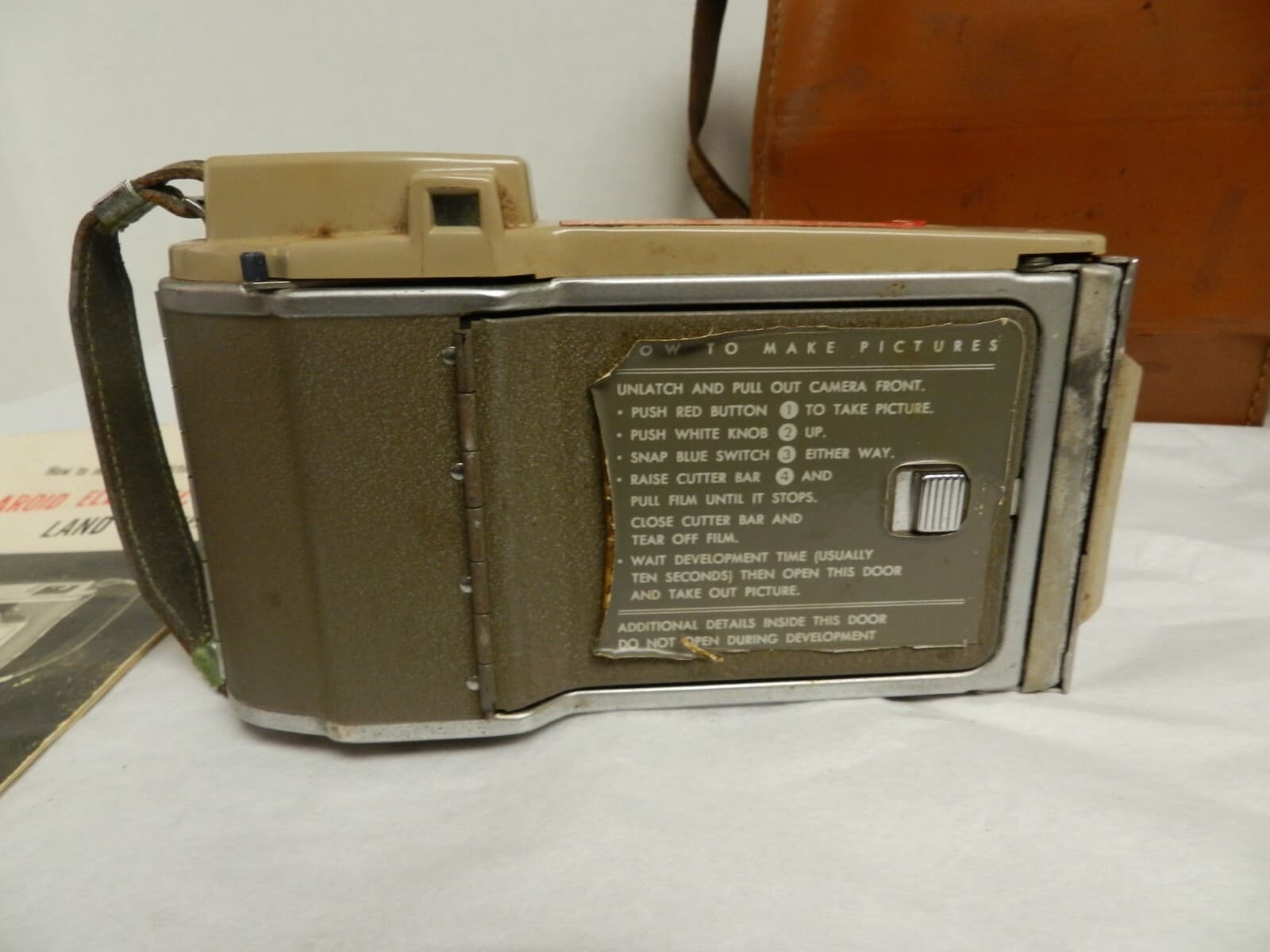 Vintage Polaroid Model J33 Electric Eye Land Camera Carrying Case Untested D42J - Thumbnail 5