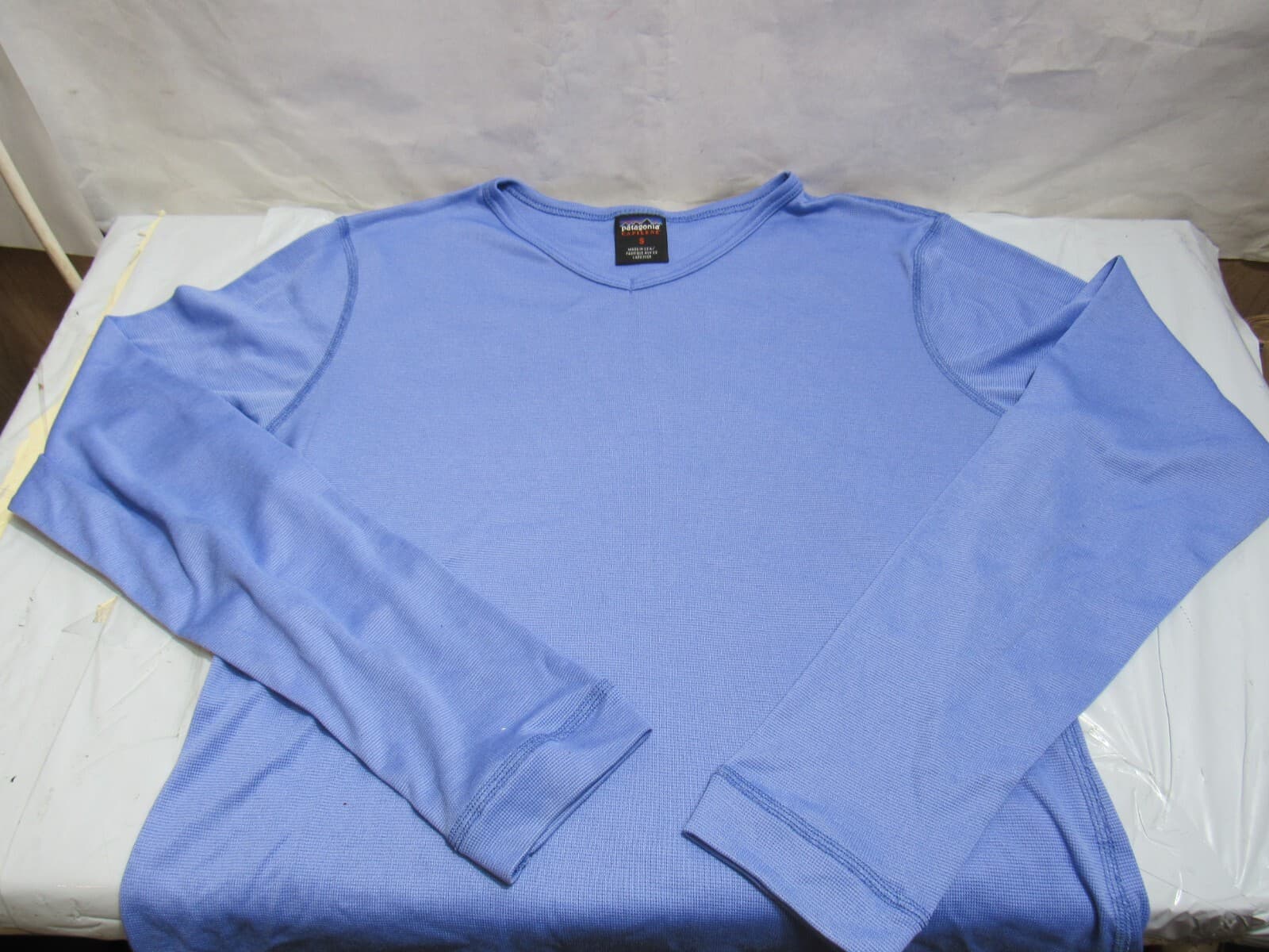 2 Patagonia Capilene Base Layer Long Sleeve Shirts Women XS Small Wicking K6K - Thumbnail 3