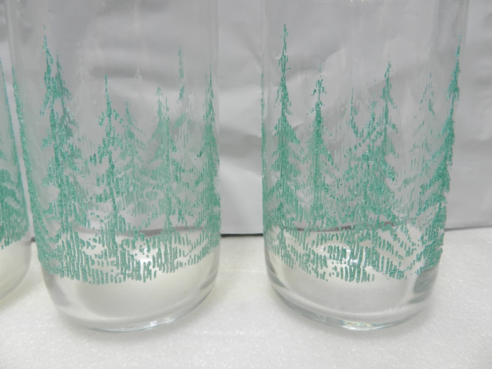 4 Vintage Libbey Frosty Pines/Christmas Tree tumblers Glasses Teal & White Z41JJ - Thumbnail 3