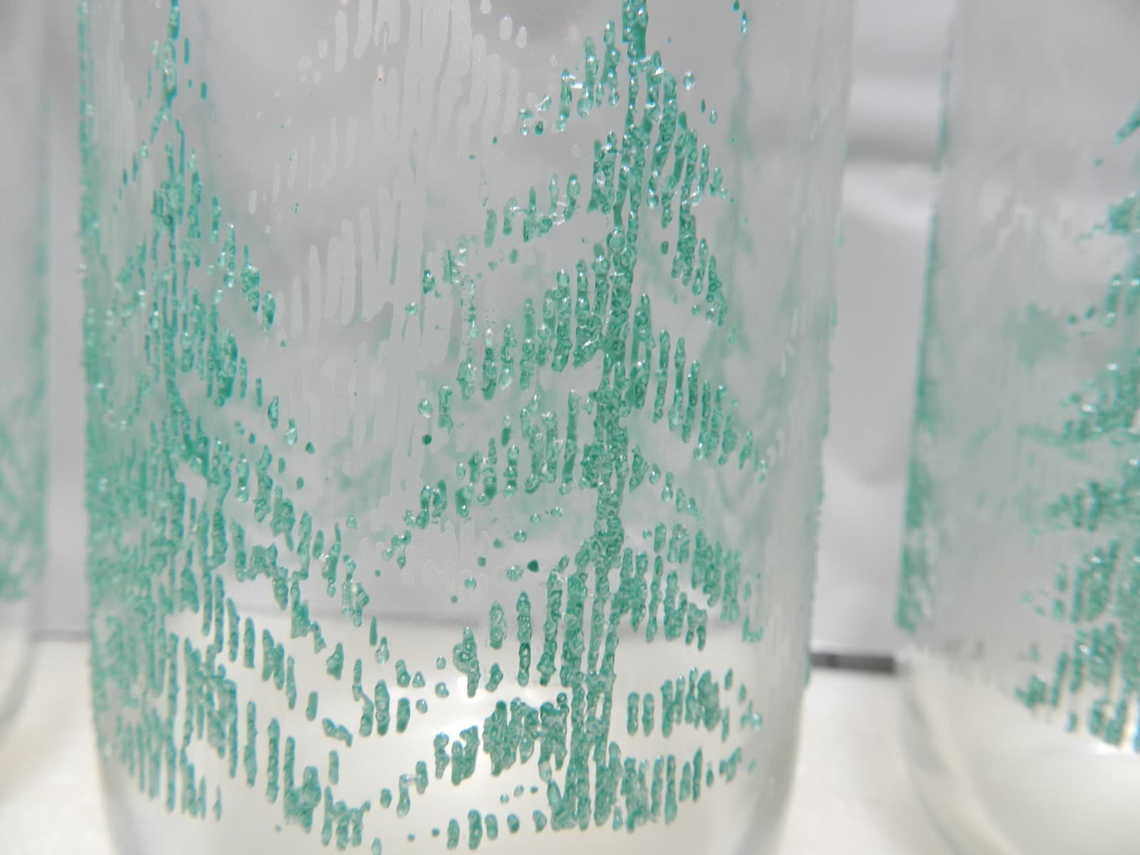 4 Vintage Libbey Frosty Pines/Christmas Tree tumblers Glasses Teal & White Z41JJ - Thumbnail 2
