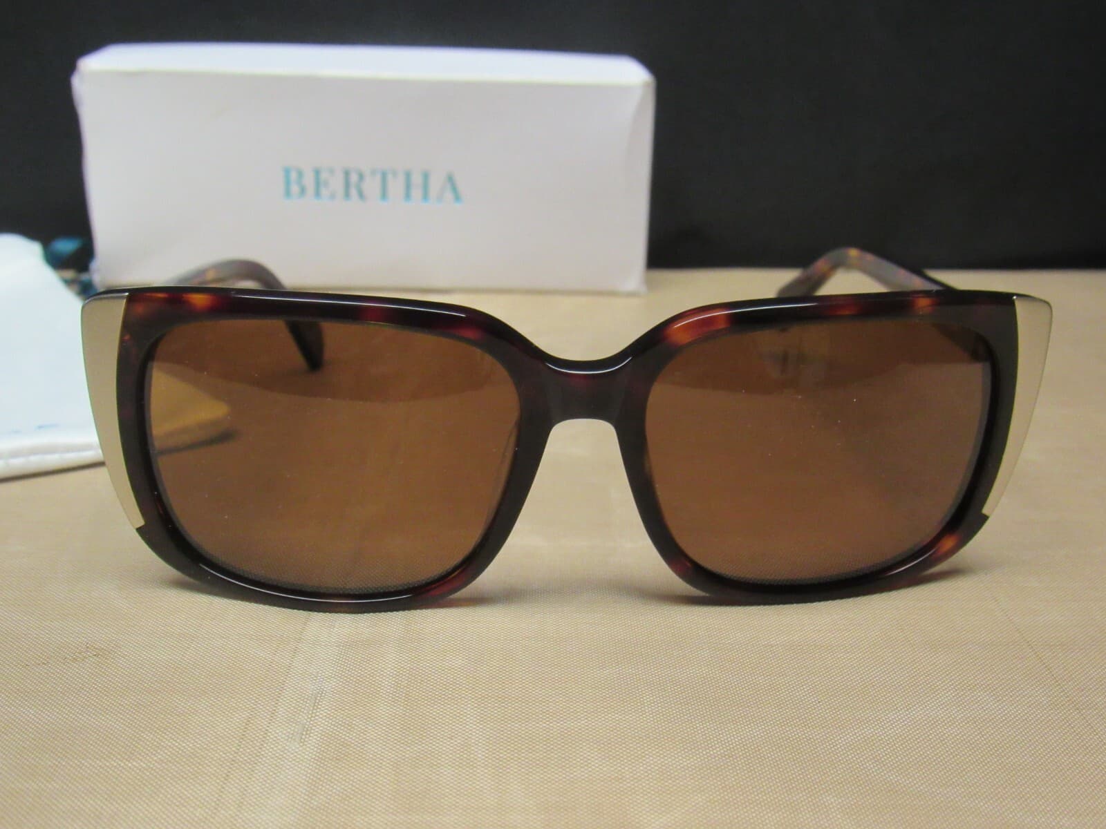 Bertha Natalia Tortoise Sunglasses Polarized Lenses New (KBRS) - Thumbnail 3