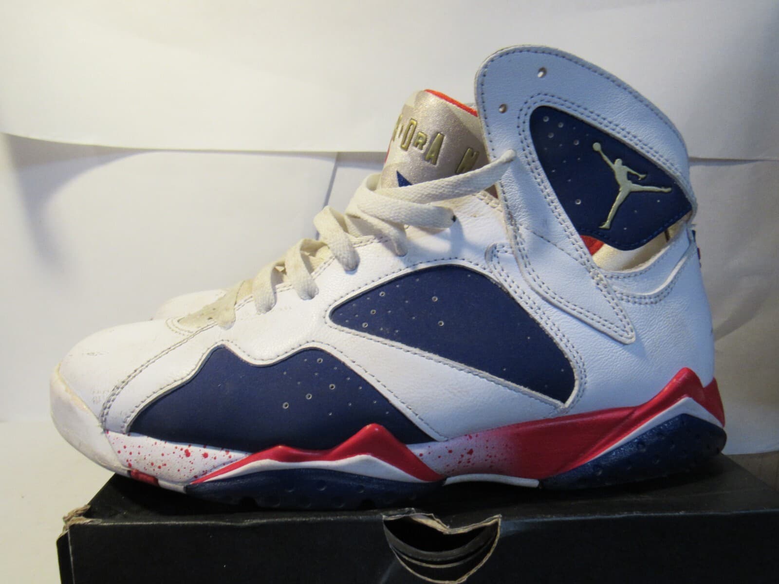 2016 Nike Air Jordan 7 VII Retro Olympic USA Size 8.5 304774-123 (L75K)