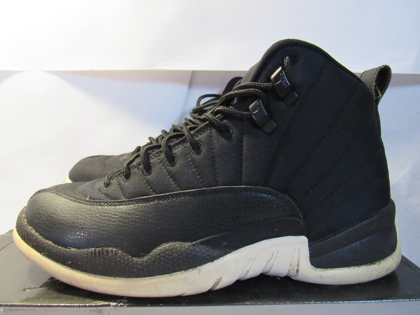 Nike Air Jordan 12 Retro Nylon Neoprene Sneakers Size 8 (130690-004) L66 - Thumbnail 3