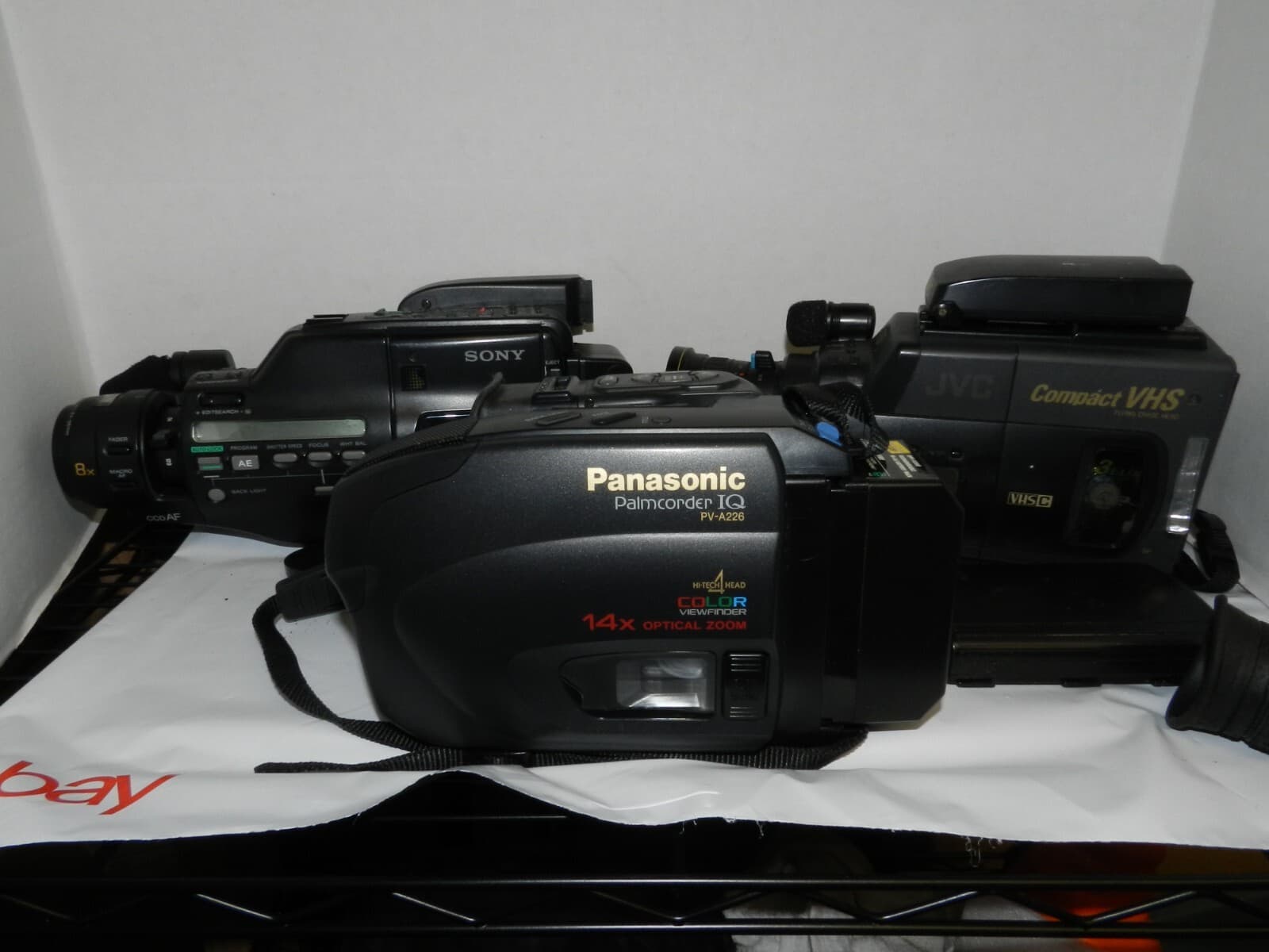 Vintage Camcorders Lot Sony CCD-F401 JVC GR-65U Panasonic PV-A226D w/Cases V1K