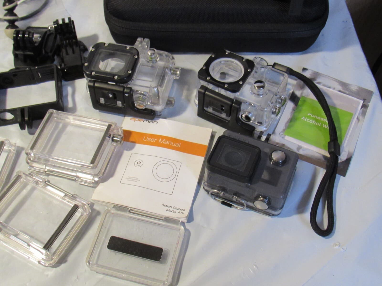 GoPro Hero 3+ Apeman 30 Lot with accessories Parts or Repair A91M - Thumbnail 4