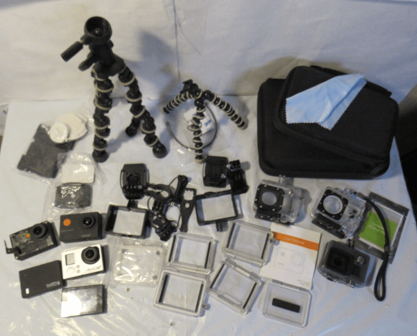 GoPro Hero 3+ Apeman 30 Lot with accessories Parts or Repair A91M