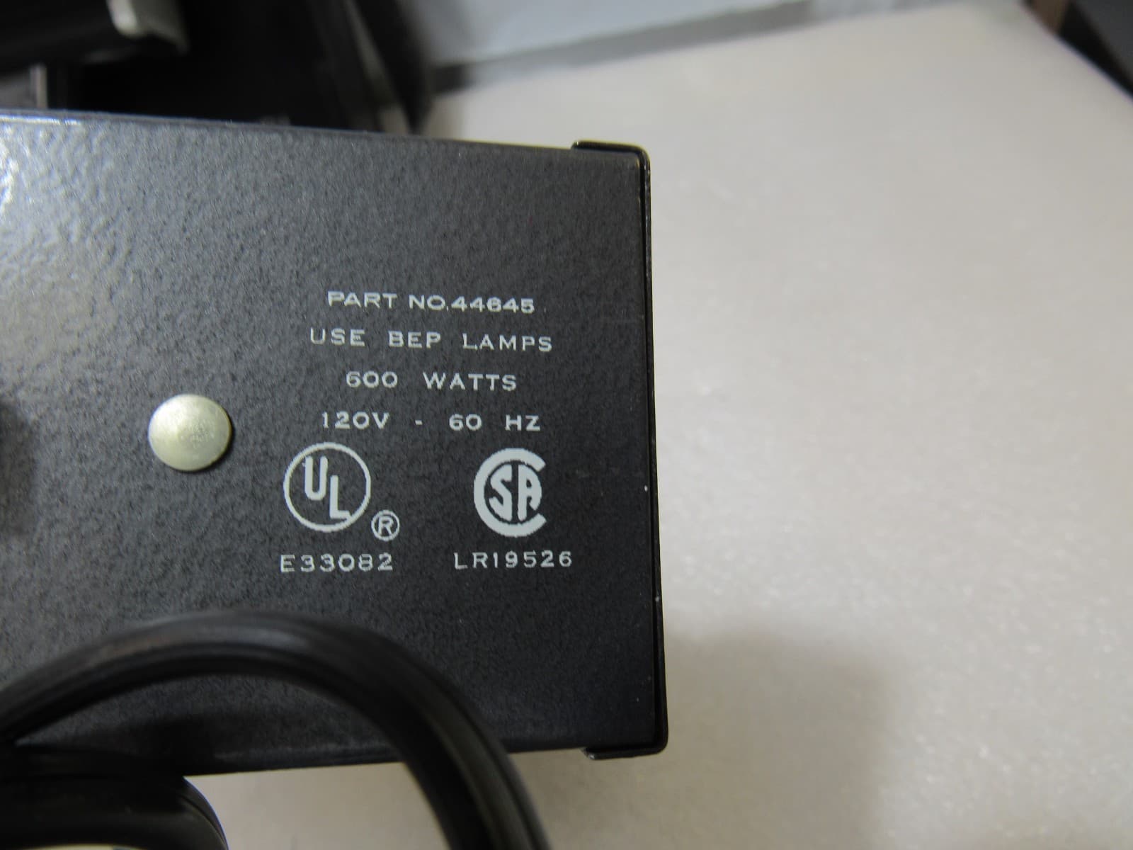 Bell and Howell Super 8 Movie Camera Model 374 comes with Sun Gun Light U30K - Thumbnail 18