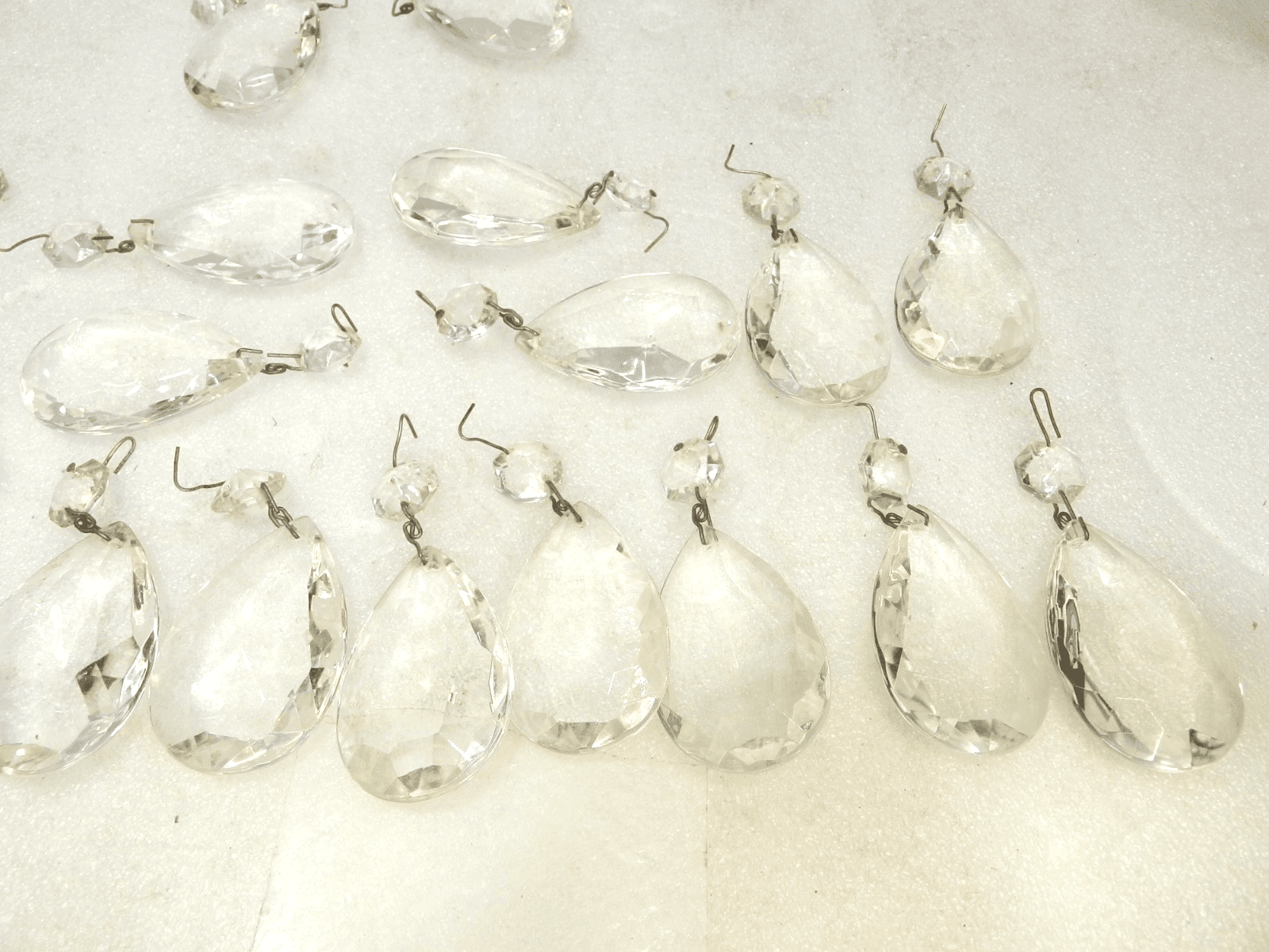 28 Hanging Crystal Tear Drop-Shape Chandelier Craft Prisms (K12J) - Thumbnail 7