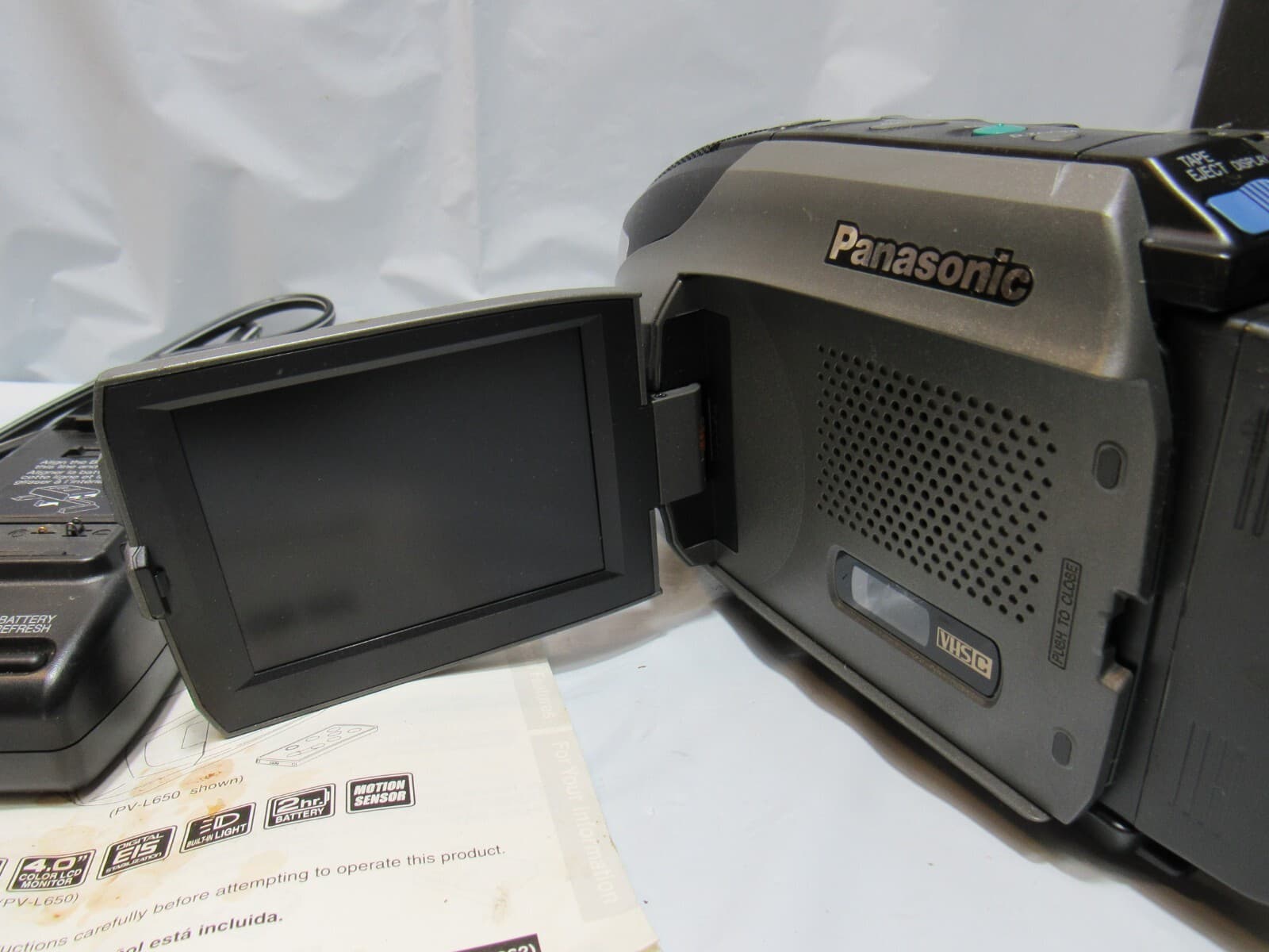 Vintage Antique Camera Camcorder Lot Fuji Polaroid Samoca Untested O99J - Thumbnail 24