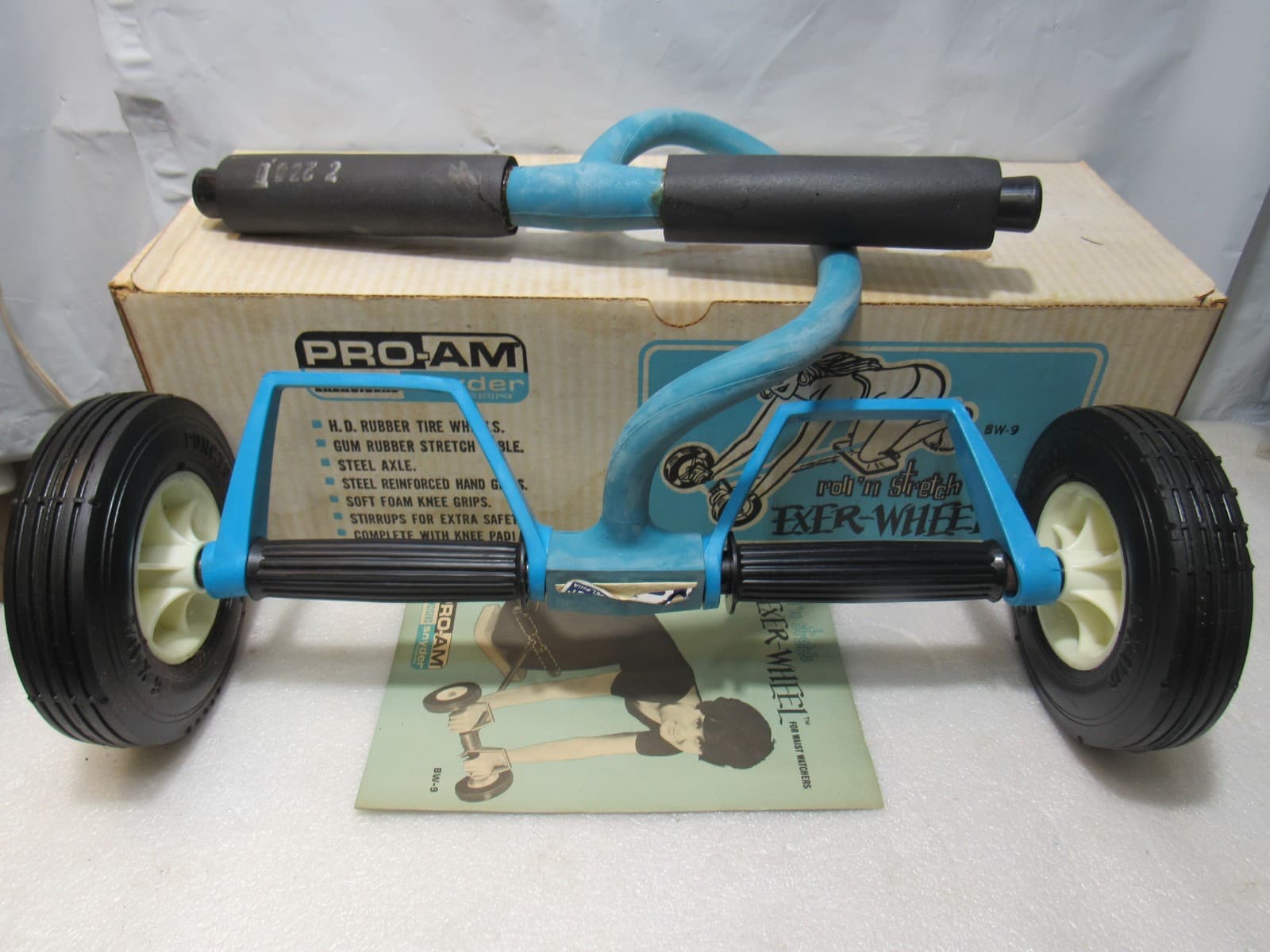 Vintage Pro-Am Roll N Stretch Exer-Wheel For Waist Watchers Snyder (X48JJ)