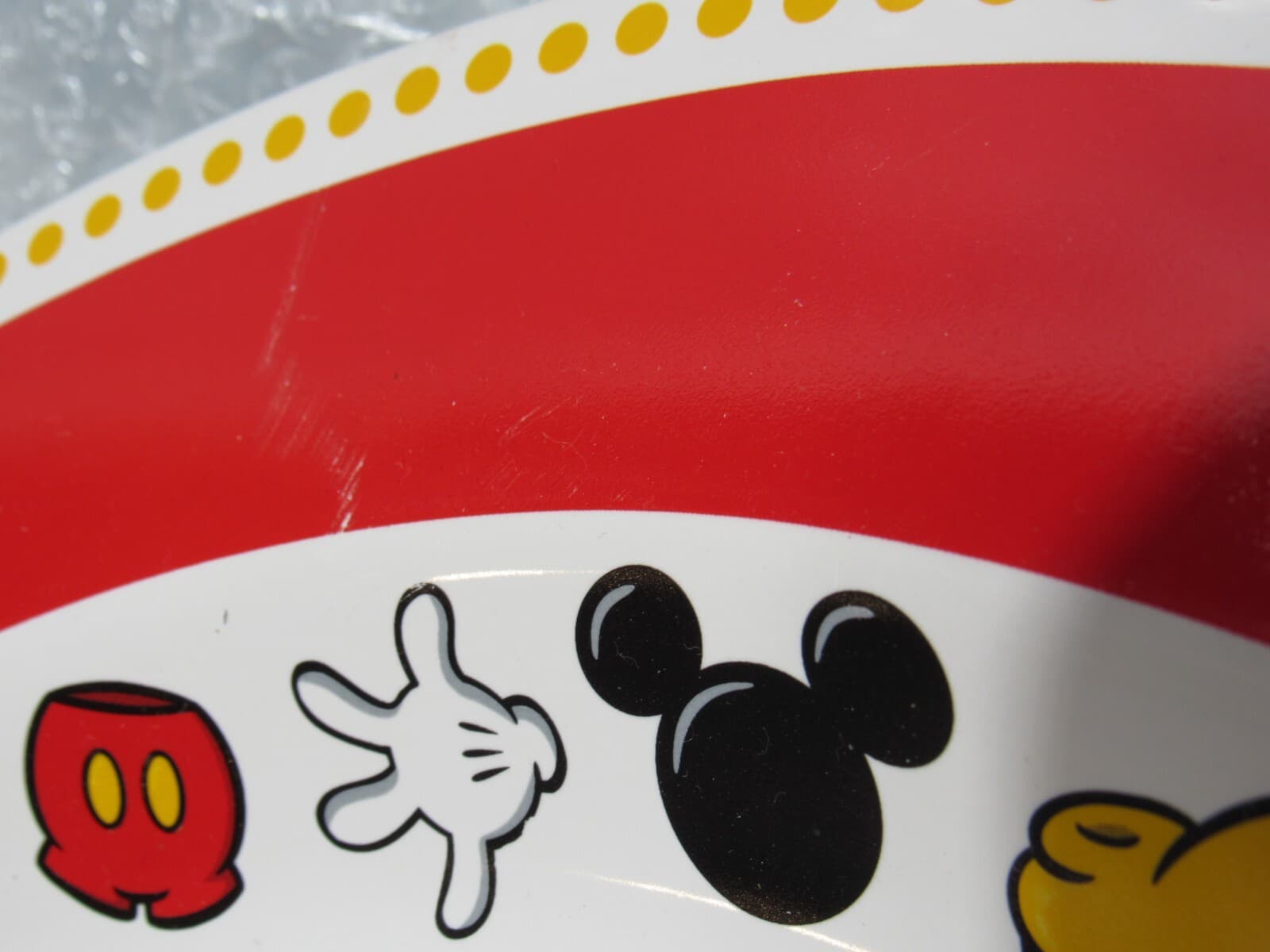 Mickey Mouse 13" Serving Bowl Disney Theme Parks/Treasure Craft Mickey Hands N16 - Thumbnail 8