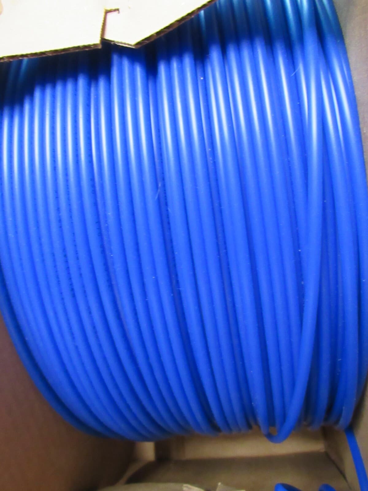 .25" x .04" 1000ft Rolls Red and Blue Flexible PE PVC Vinyl Tubing X74K - Thumbnail 3