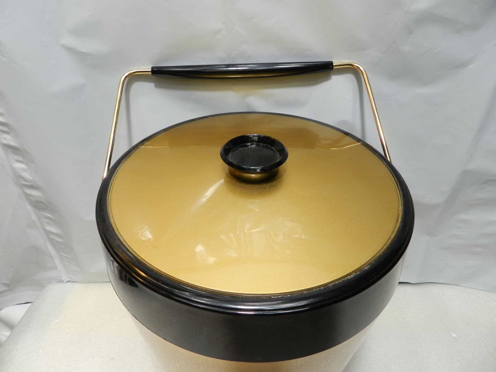 Vintage West Bend Thermo Serv Ice Bucket Gold & Black Insulated Ice Bucket Z94J - Thumbnail 2