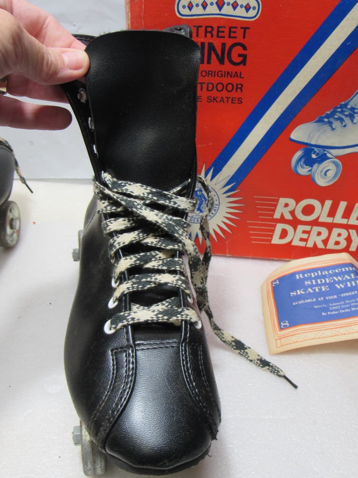 VINTAGE ROLLER DERBY STREET KING OUTDOOR Skates Black SIZE 8 Metal Wheels U45JJ - Thumbnail 9