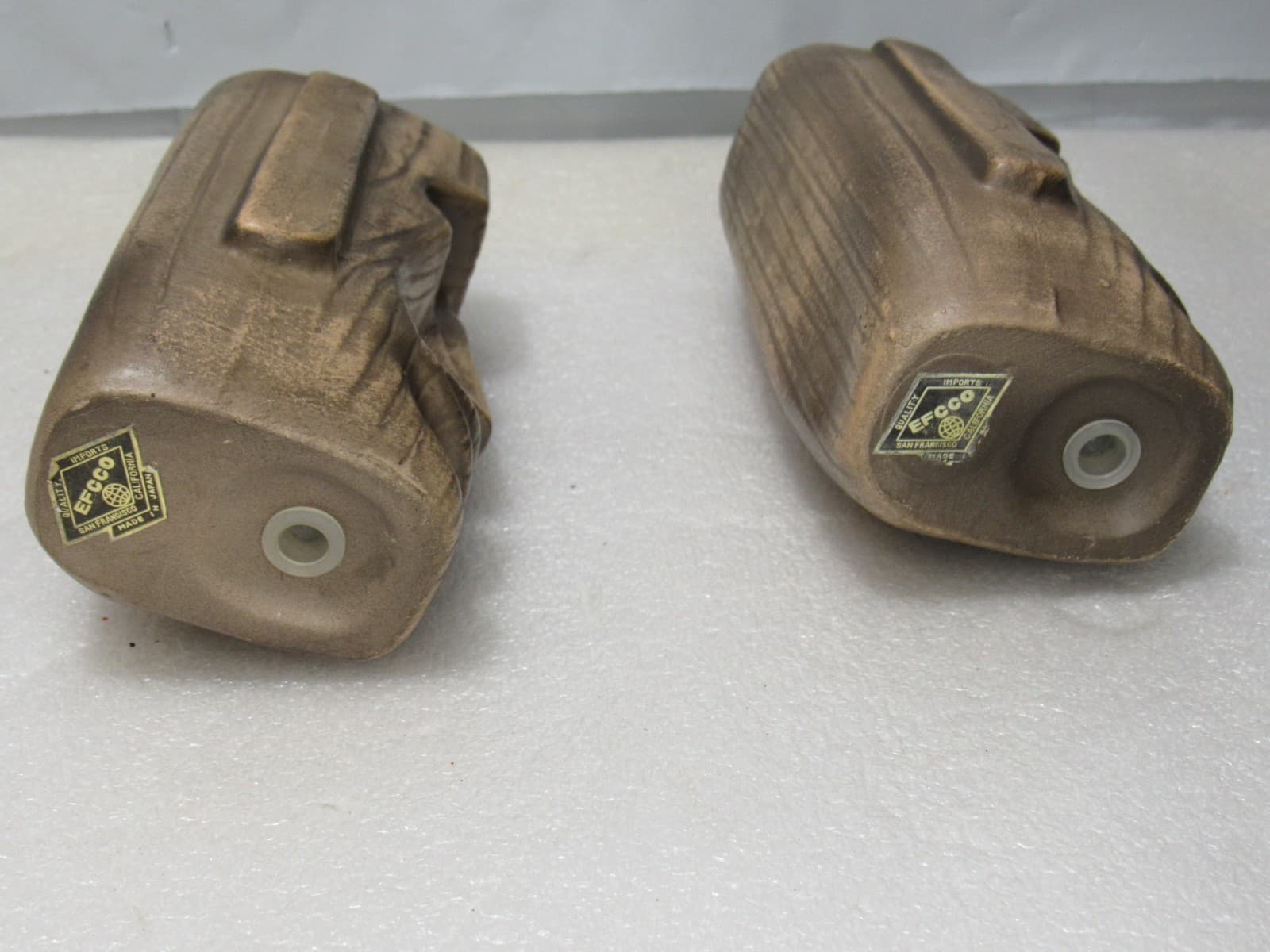 2 Vintage EFCCO Tiki Moai Easter Island Head Ceramic Salt & Pepper Shakers U44JJ - Thumbnail 4