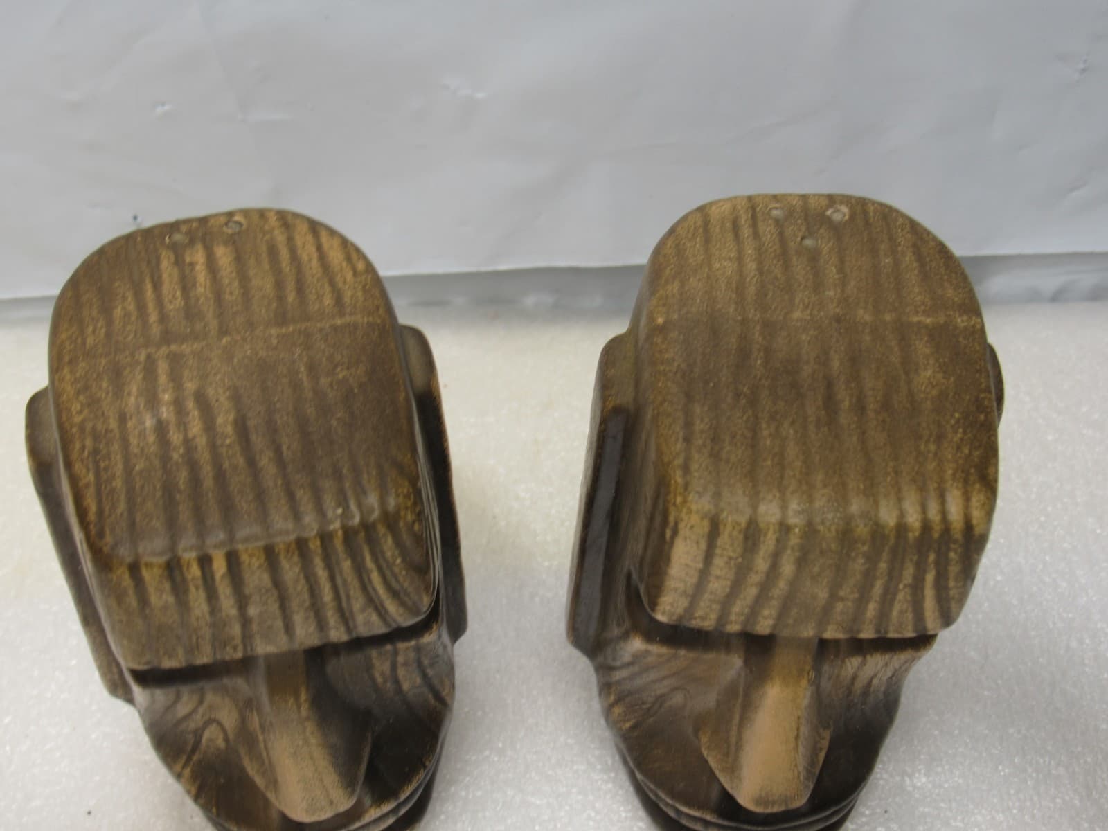 2 Vintage EFCCO Tiki Moai Easter Island Head Ceramic Salt & Pepper Shakers U44JJ - Thumbnail 2