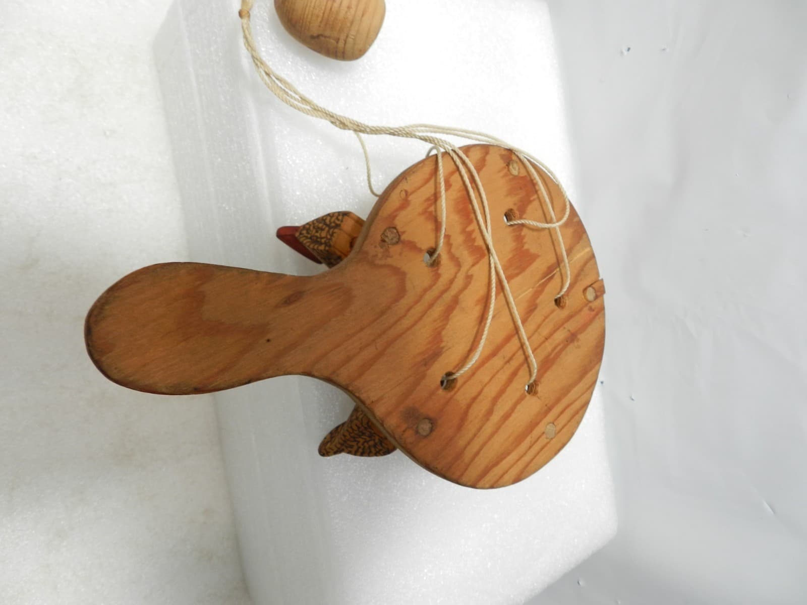 Vtg Folk Art Wooden Pecking Chickens Primitive Paddle String Toy (L83S) - Thumbnail 8