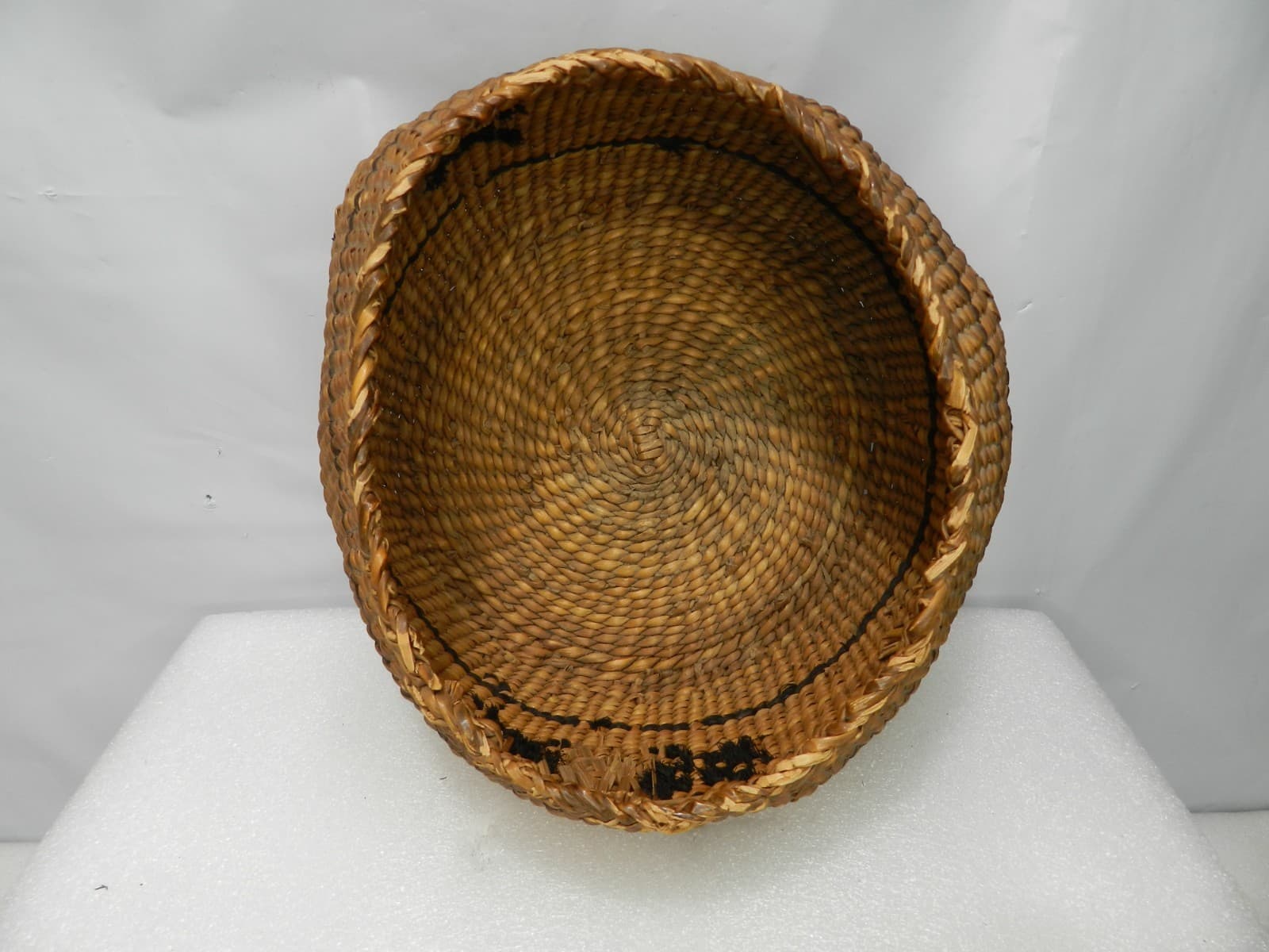 Antique Native American Woven Basket HUPA Northern CA Tribal 7 " to 8" L90S - Thumbnail 6