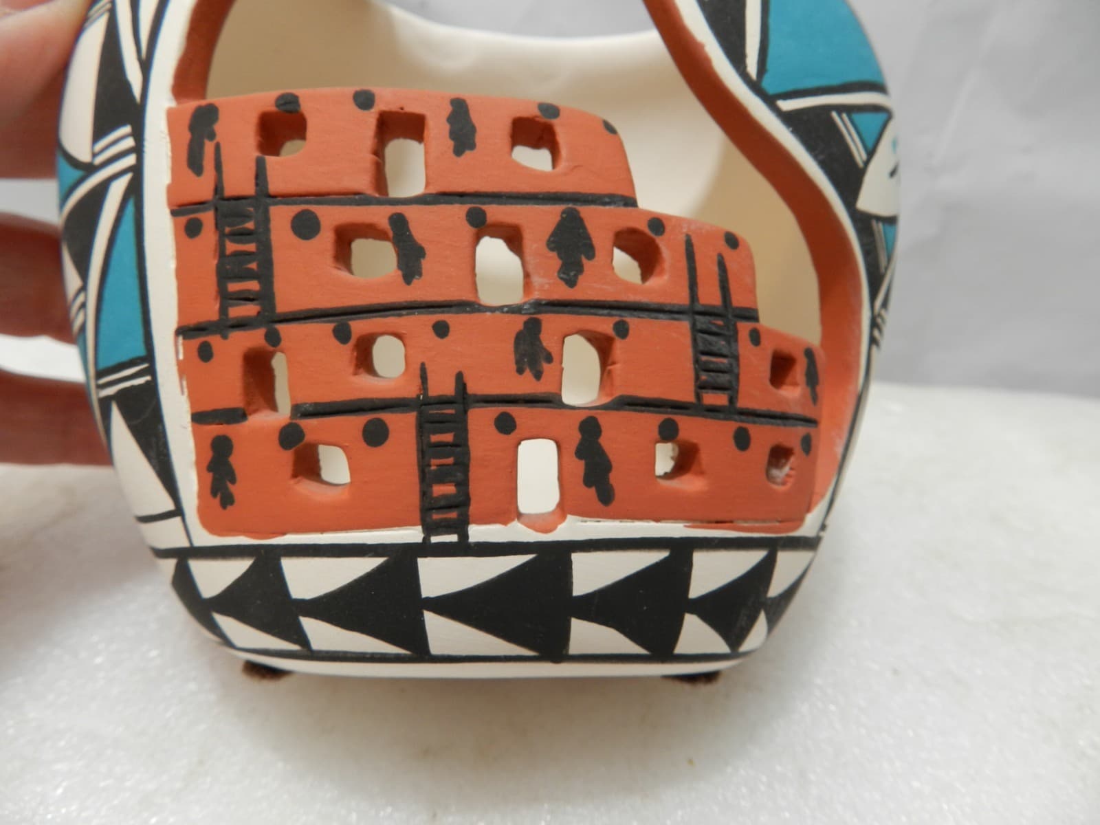Vintage Acoma Pueblo Pottery “Cliff Dwellers” Handcrafted HandPainted (I17JK) - Thumbnail 2