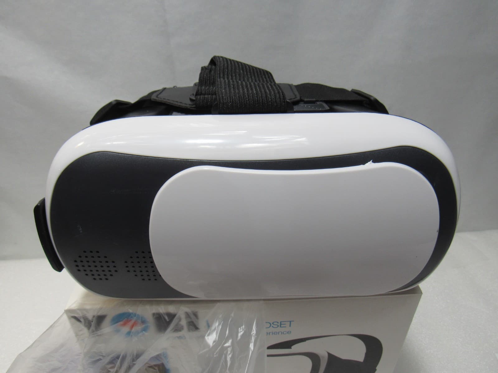 Yobi Virtual-Reality 3D Headset (E1K) - Thumbnail 5
