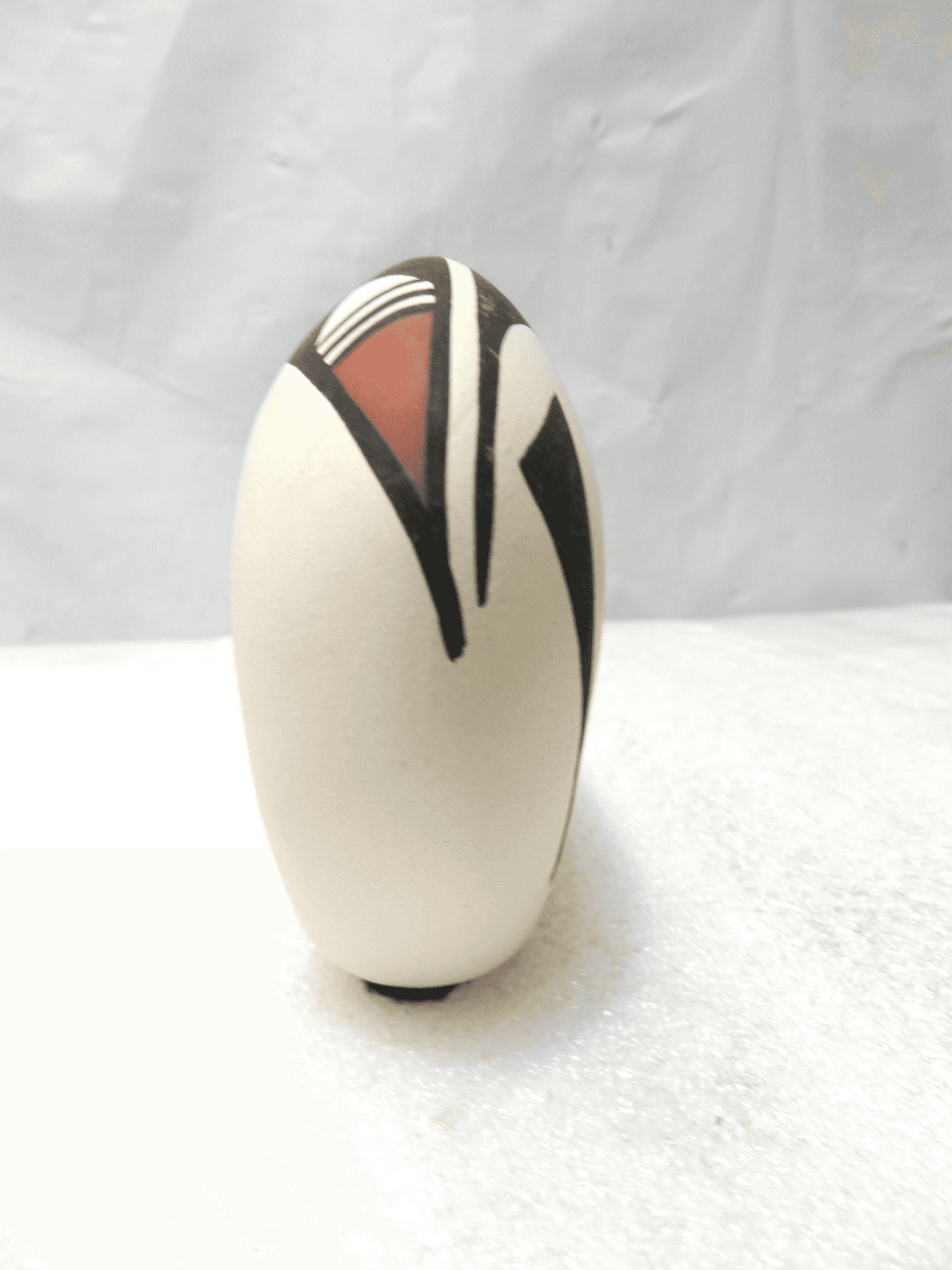 Native American Acoma Pueblo Pottery Bear Pottery Figure Handmade (I22JK) - Thumbnail 4