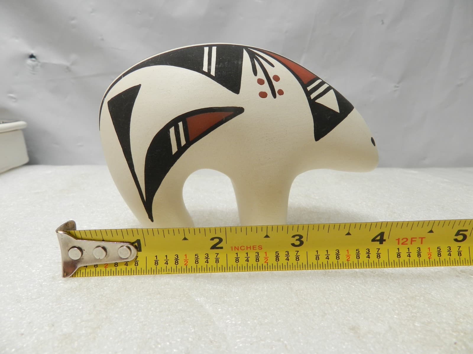 Native American Acoma Pueblo Pottery Bear Pottery Figure Handmade (I22JK) - Thumbnail 7