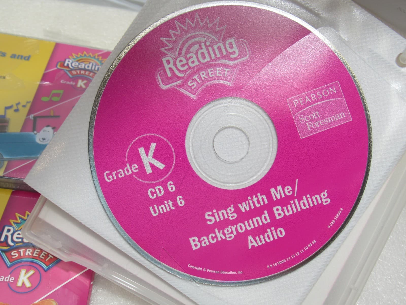 Reading Street Sing with Me/Background Building & Phonic Song CD Grade K (W6J) - Thumbnail 5