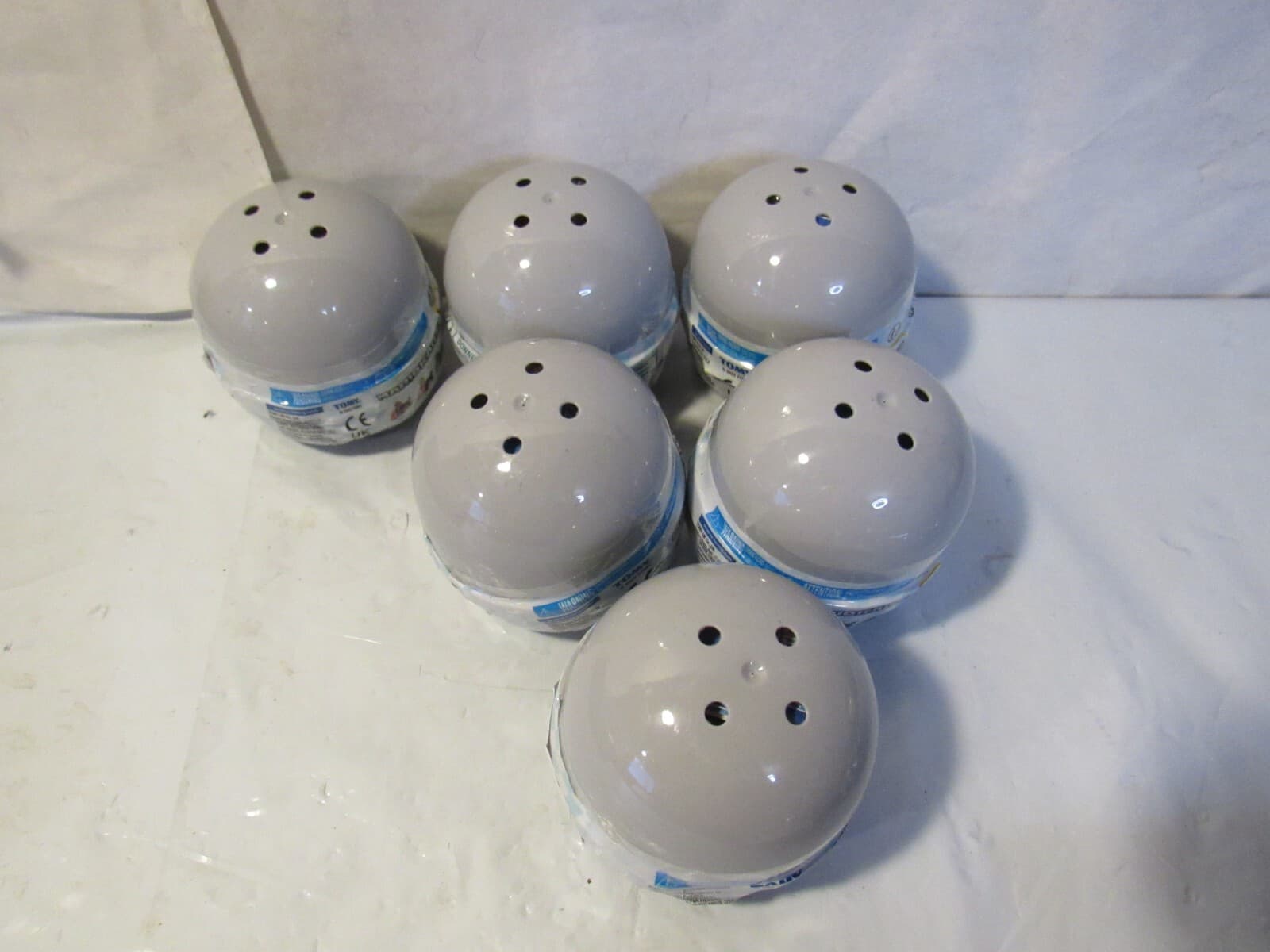 Lot Of 6 TOMY Nintendo Mario Kart Pull Back Racers Sealed Capsule B19K - Thumbnail 3
