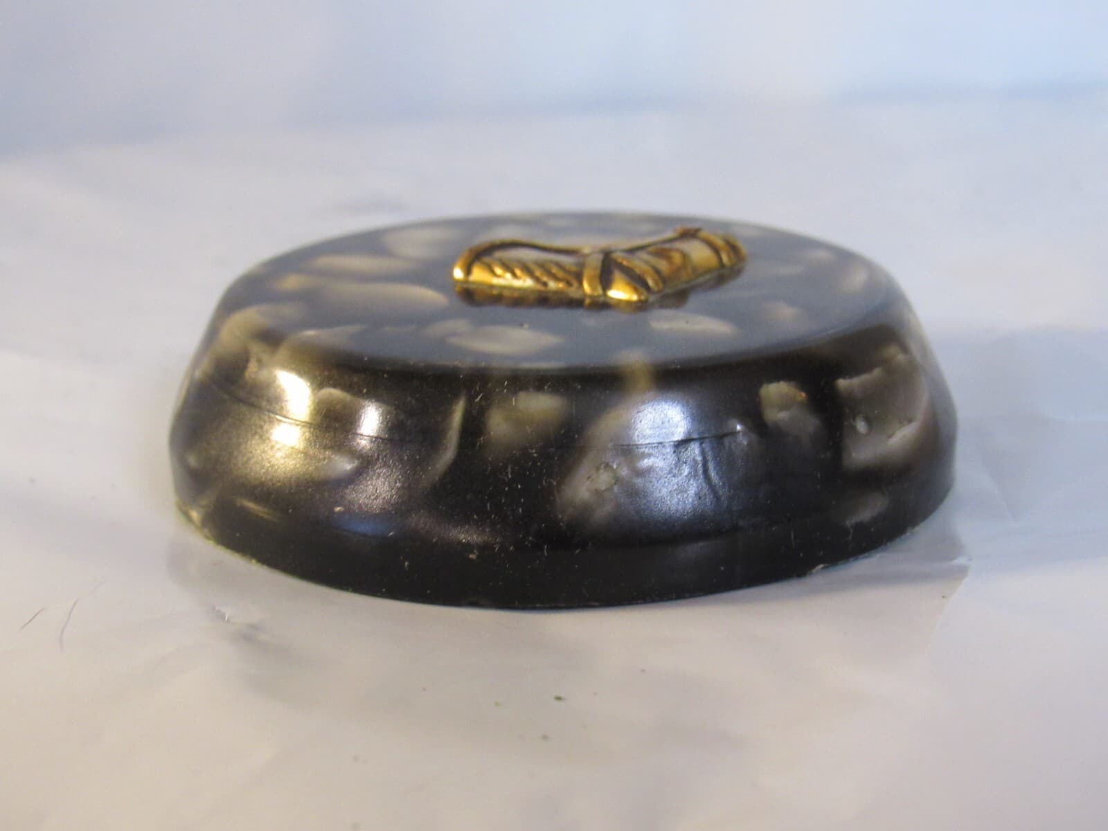 Vintage Lucite Resin Paperweight with Embedded Shells Brass Horse Head 3" X91S - Thumbnail 2