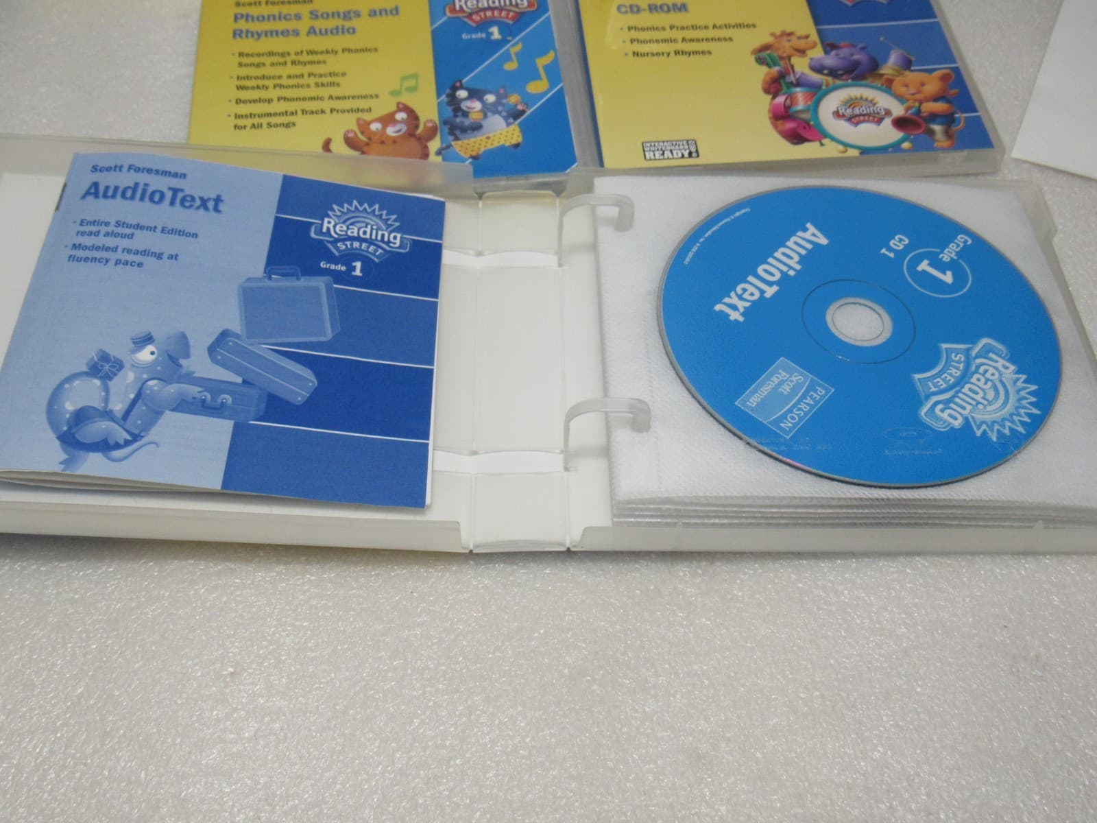 READING STREET GRADE 1 Phonics Audio Text Songs Activities Exam View Readers W4J - Thumbnail 3