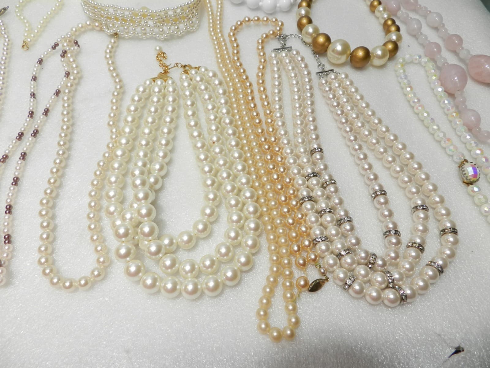 2lbs+ Vintage Costome Jewerly Lot Pearls Necklaces Bracelets (A9J) - Thumbnail 5