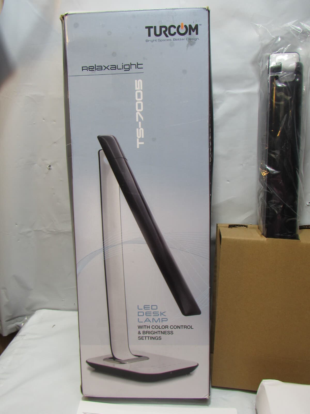 LED Desk Lamp With USB Charging Port Dimmable Touch Controls Multicolor Q93K - Thumbnail 11