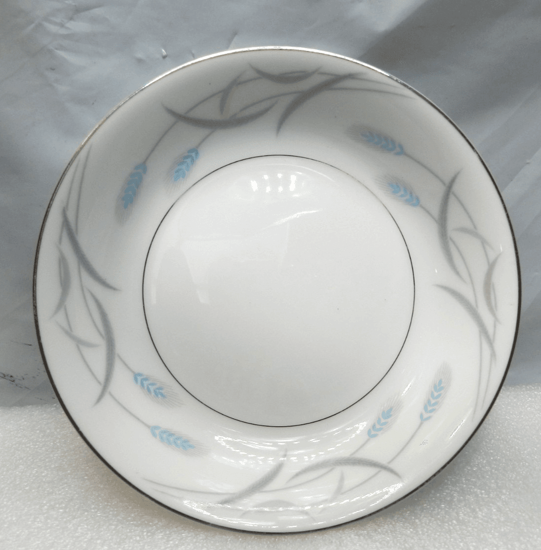 Valmont China Royal Wheat 6 Piece Place Setting White Blue & Grey Retired (K17J) - Thumbnail 9