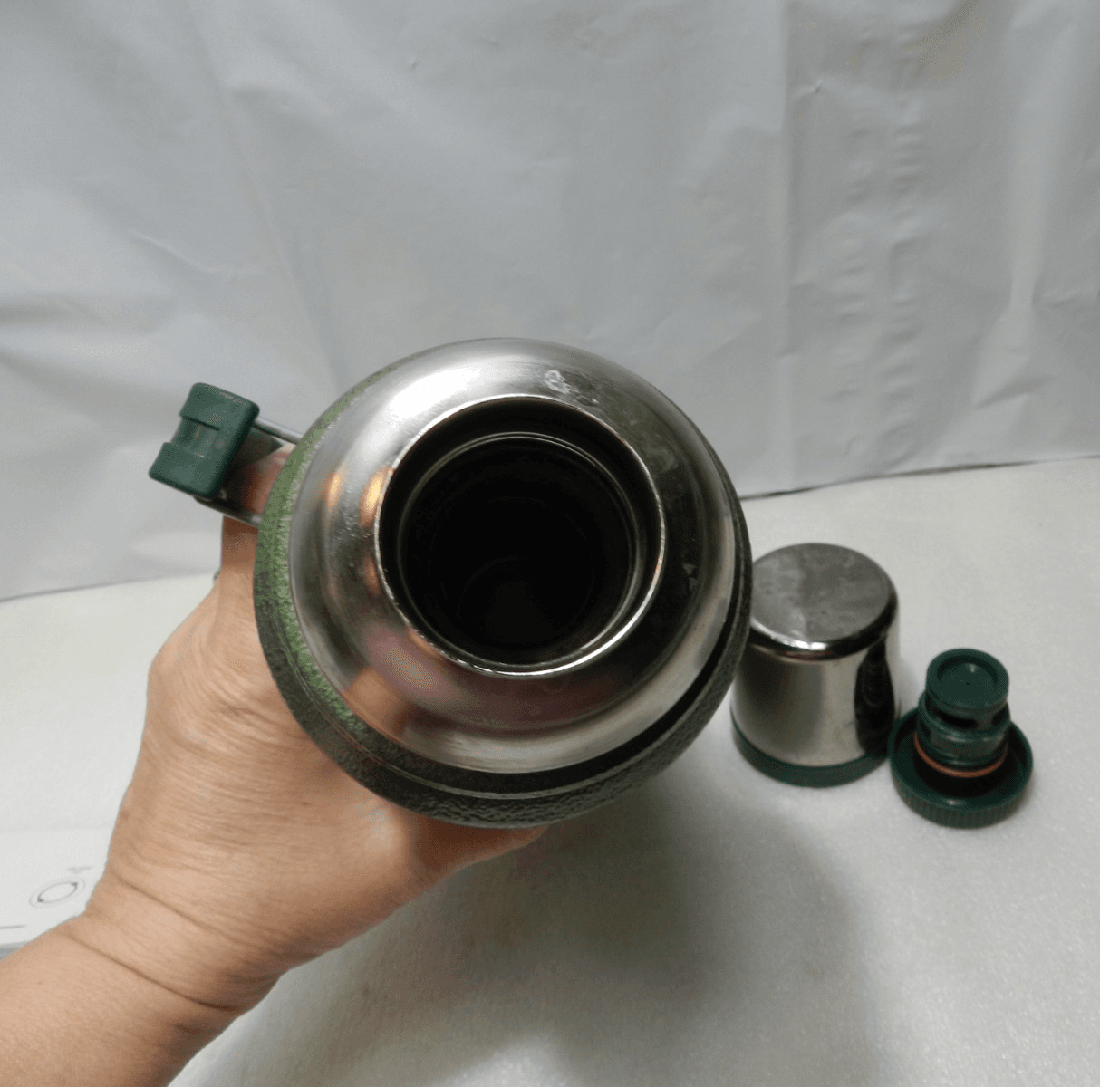 Vintage Stanley Classic 1.1 Qt 1L Green Vacuum Bottle Thermos Clean Z96J - Thumbnail 8