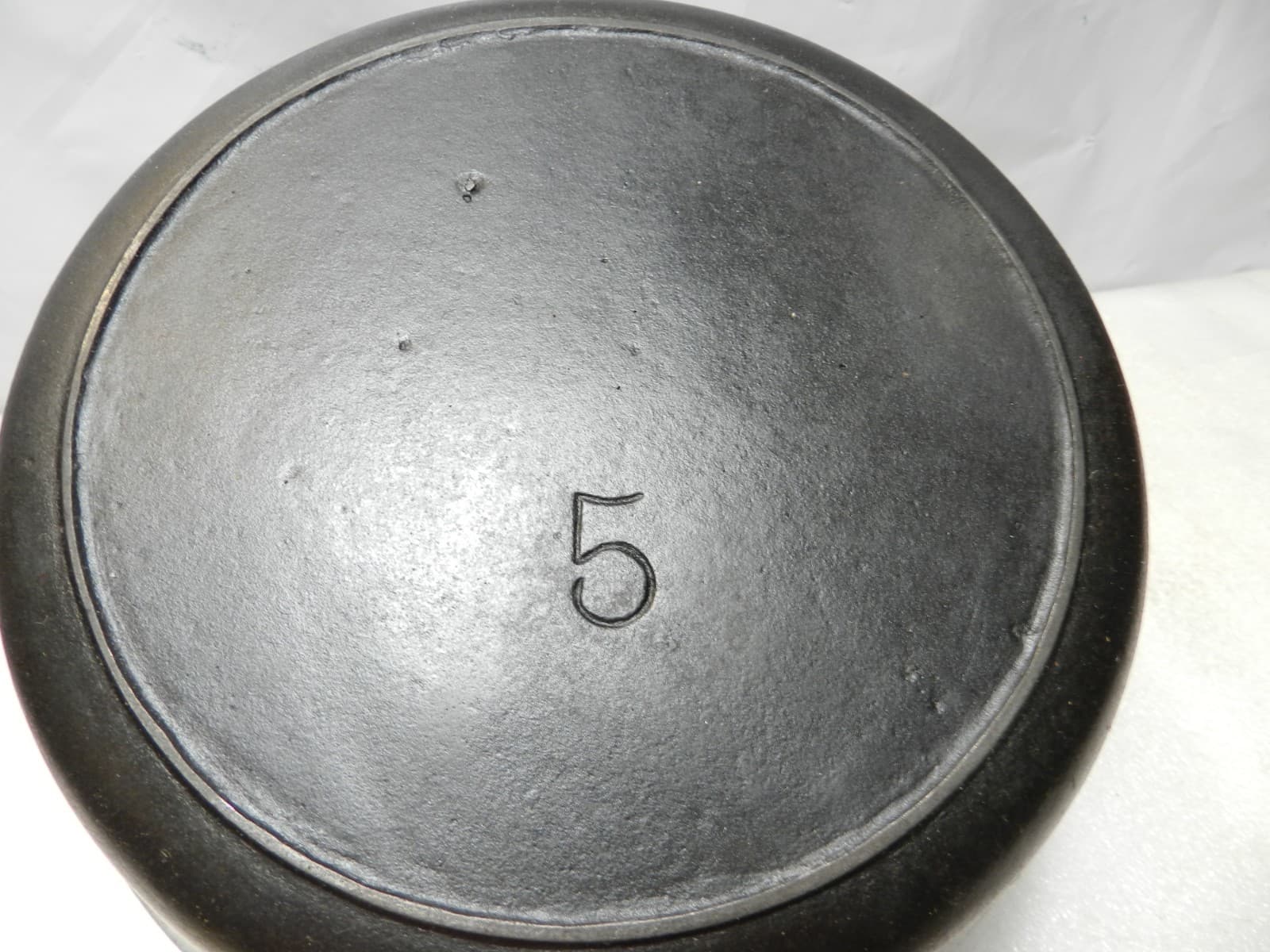Vintage Lodge Cast Iron Skillet Frying Pan No. 5 8" Sits Flat (I28S) - Thumbnail 6