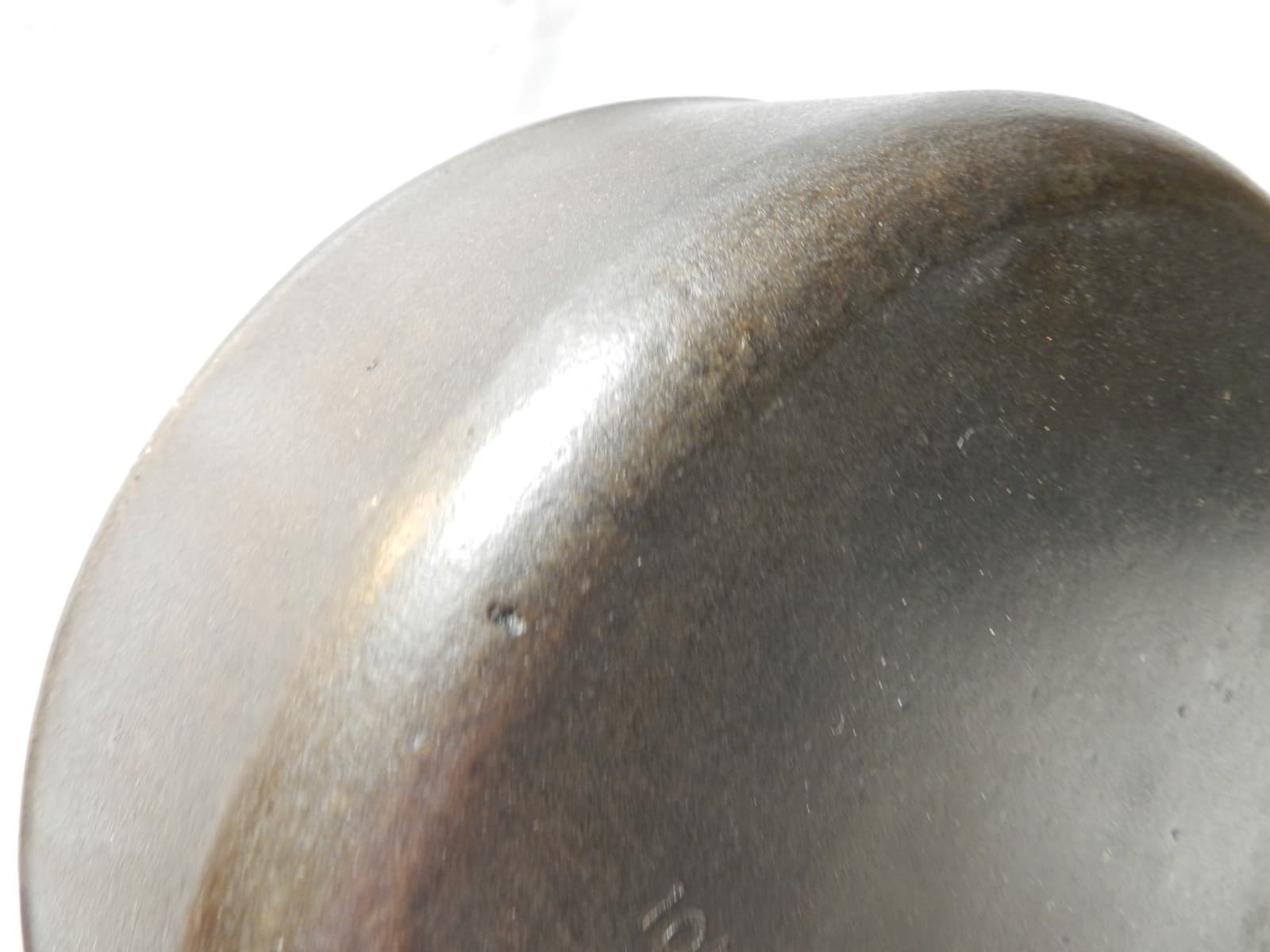 Vintage Wagner Ware 10 1/2” Cast Iron Chicken Fryer #8 Skillet Pan (I29JK) - Thumbnail 6