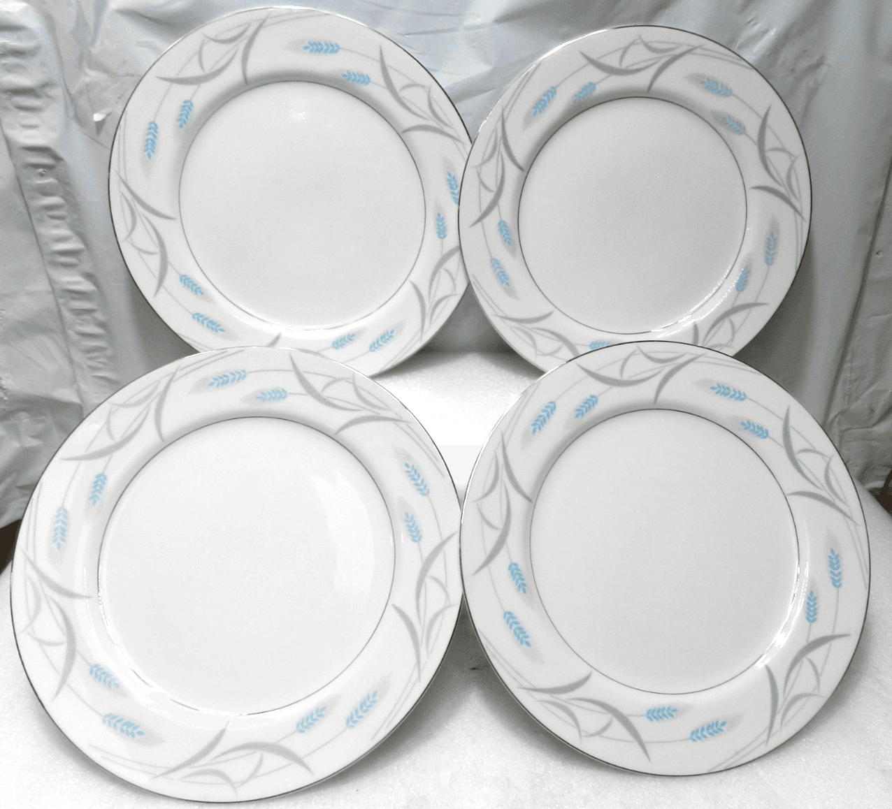 4 PC Vintage Valmont China Royal Wheat Dinner Plates 10" Silver Rim K21J - Thumbnail 2