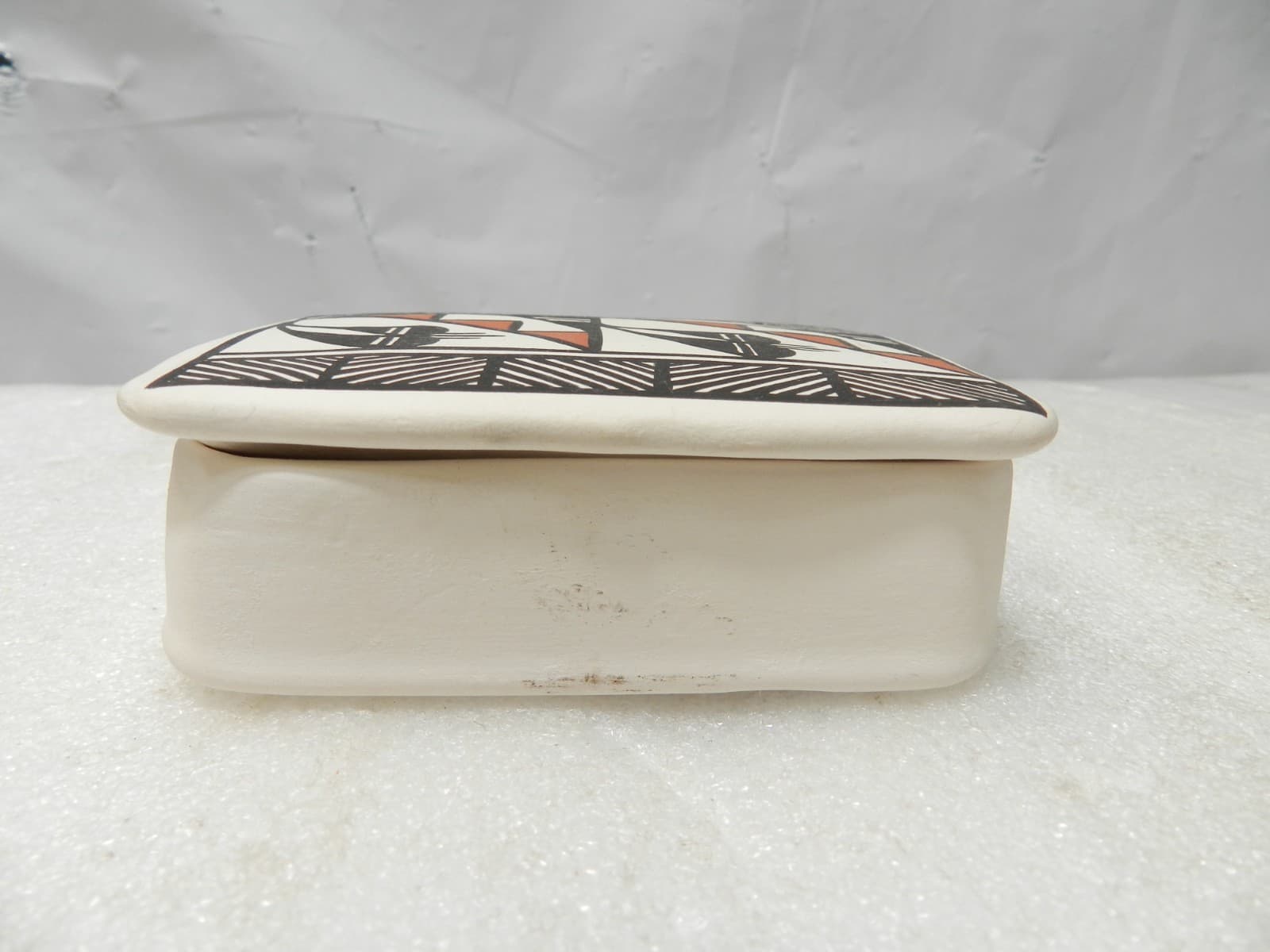 Vintage Acoma Pueblo Trinket Box Pottery w/ Lid Handmade New Mexico (I26JK) - Thumbnail 4