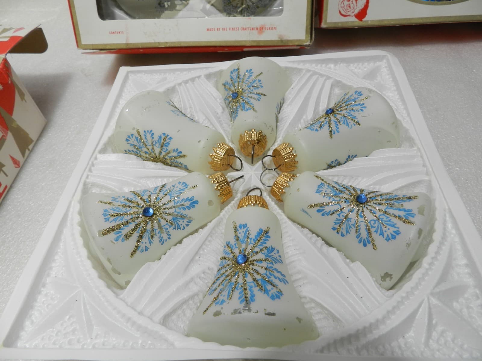 17 Vintage Germany Blue/Gold/Silver Sparkle Glass Bells & Globes Ornaments (C6J - Thumbnail 5