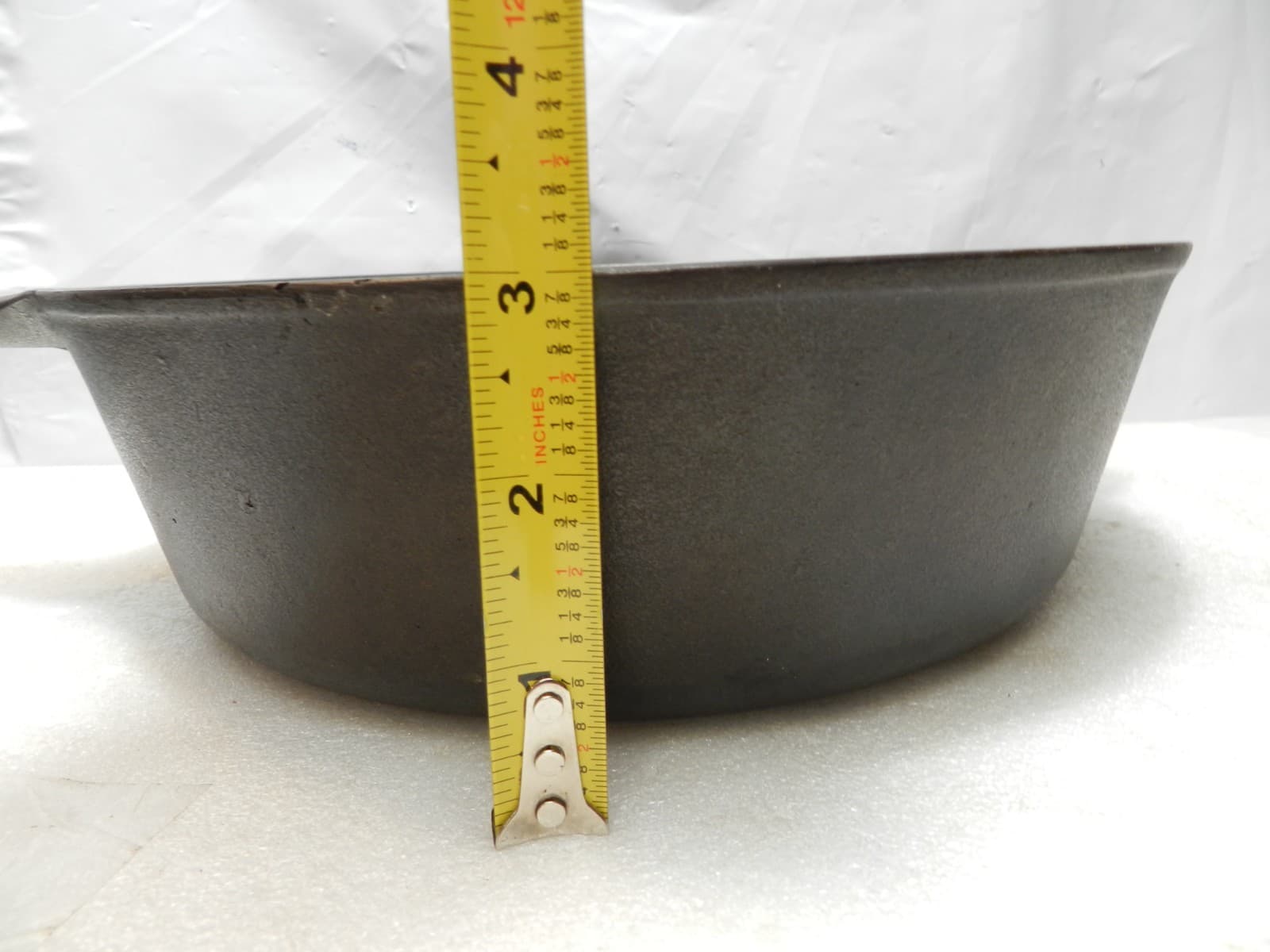 Vintage Wagner Ware 10 1/2” Cast Iron Chicken Fryer #8 Skillet Pan (I29JK) - Thumbnail 9