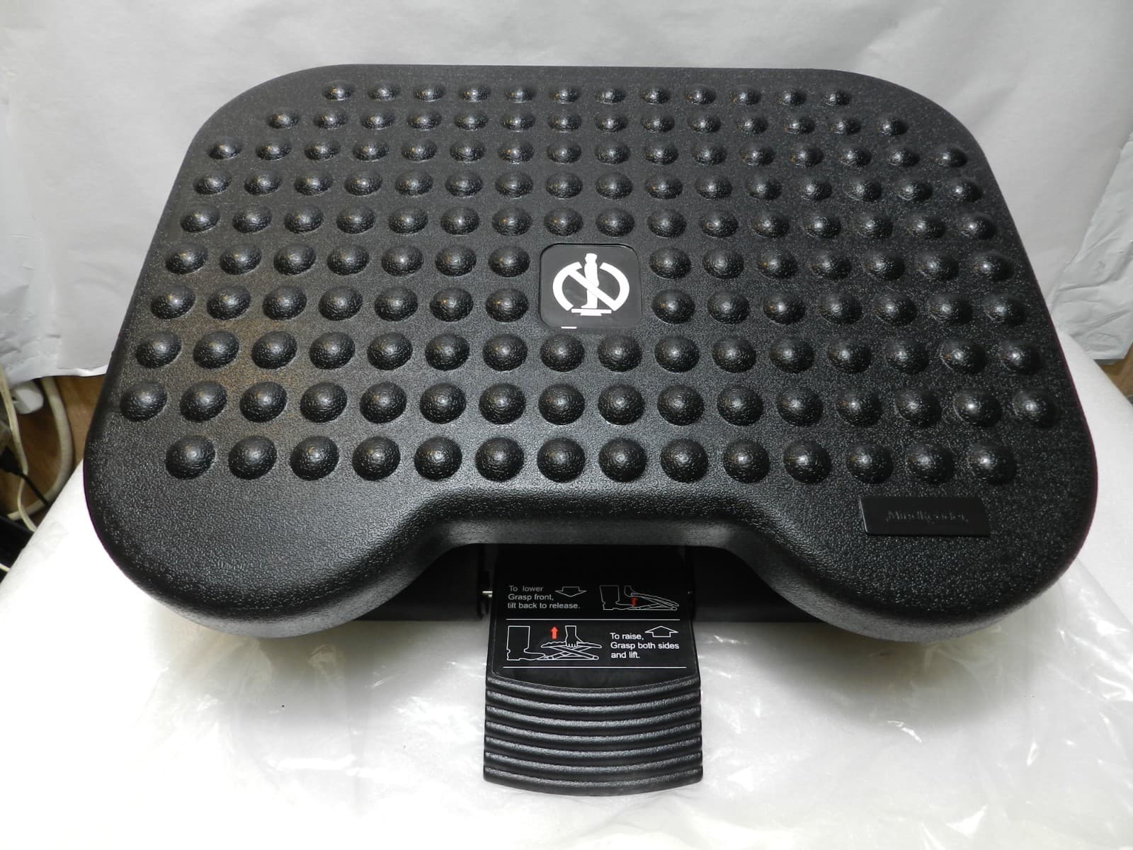 Mind Reader FTREST-BLK Adjustable Foot Rest - Black E10K - Thumbnail 10