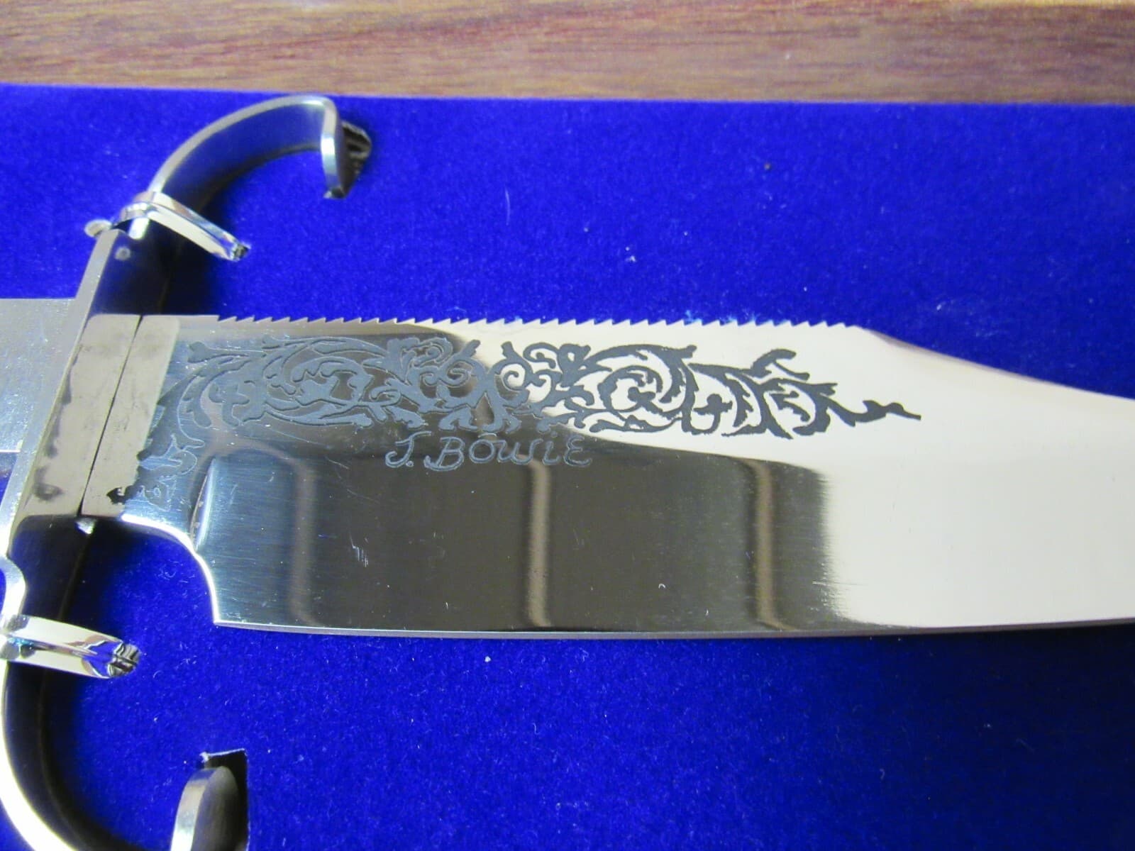 Vintage 10” Fixed Blade J. Bowie Knife Wooden Handle K - Thumbnail 3